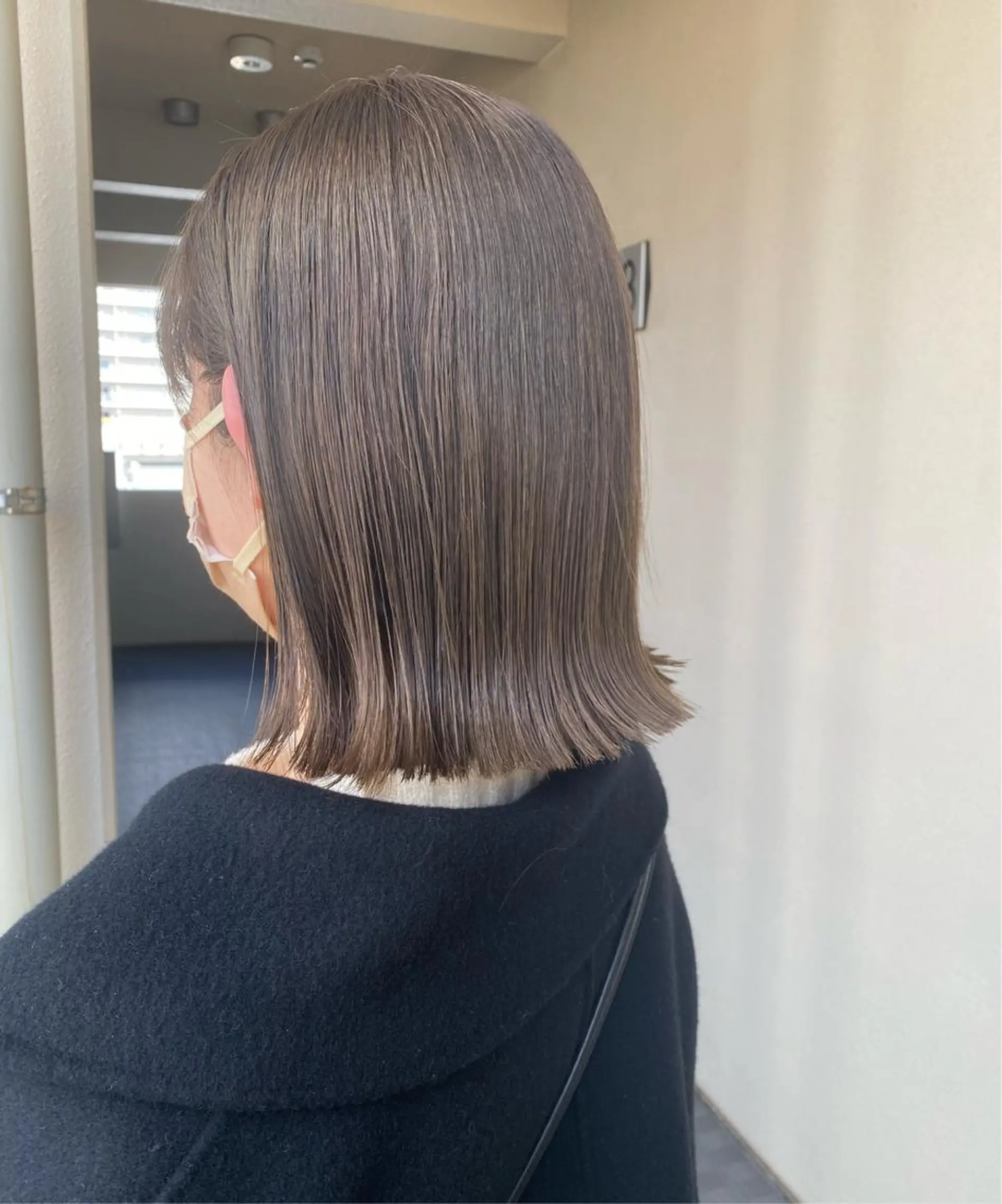 ミディアム カラー GiseL アンリのヘアスタイル