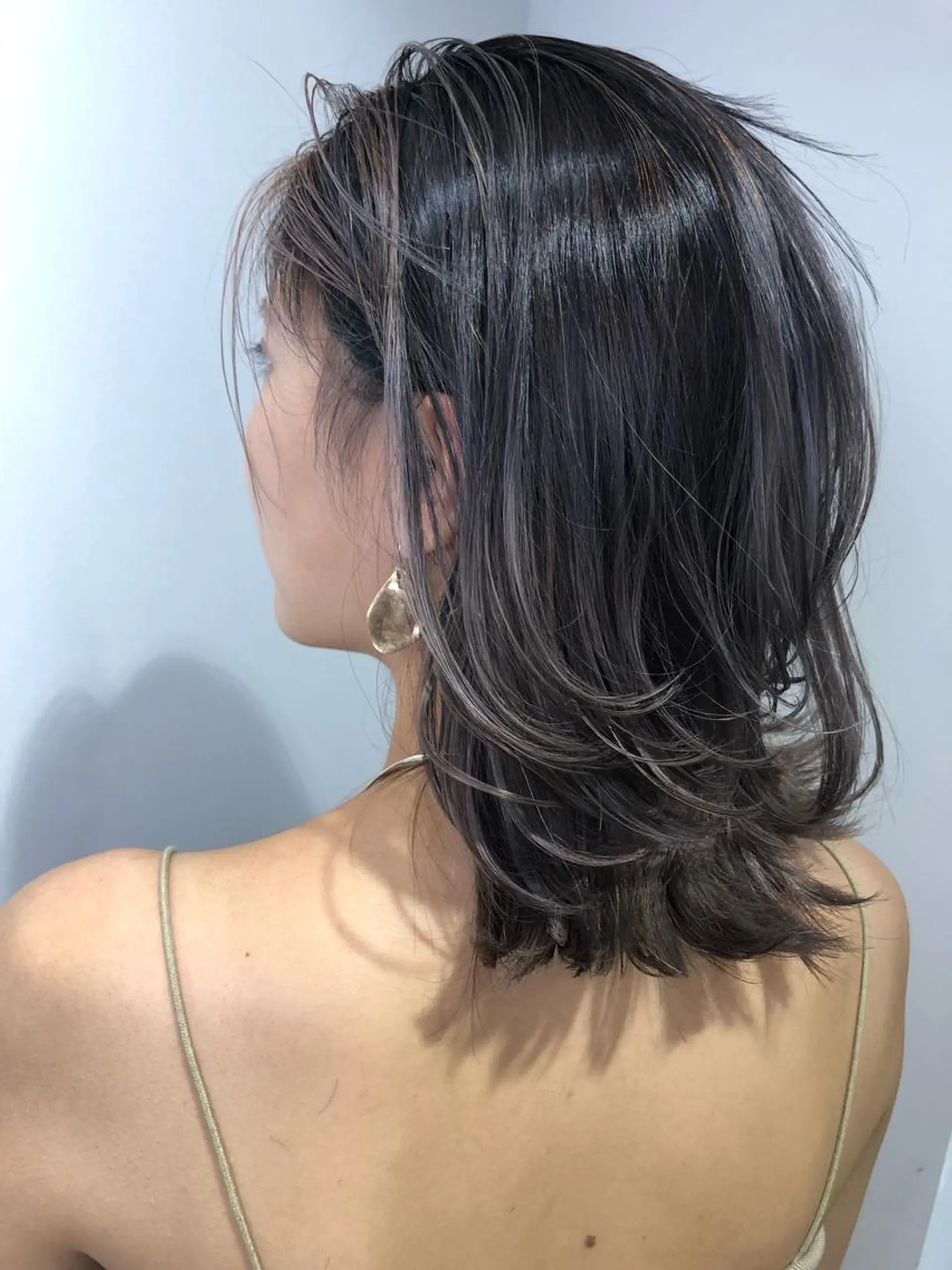 ミディアム カラー ヘアアレンジ ハイライトカラー ハイライト 白髪ぼかしハイライト バレイヤージュヤマトのヘアスタイル