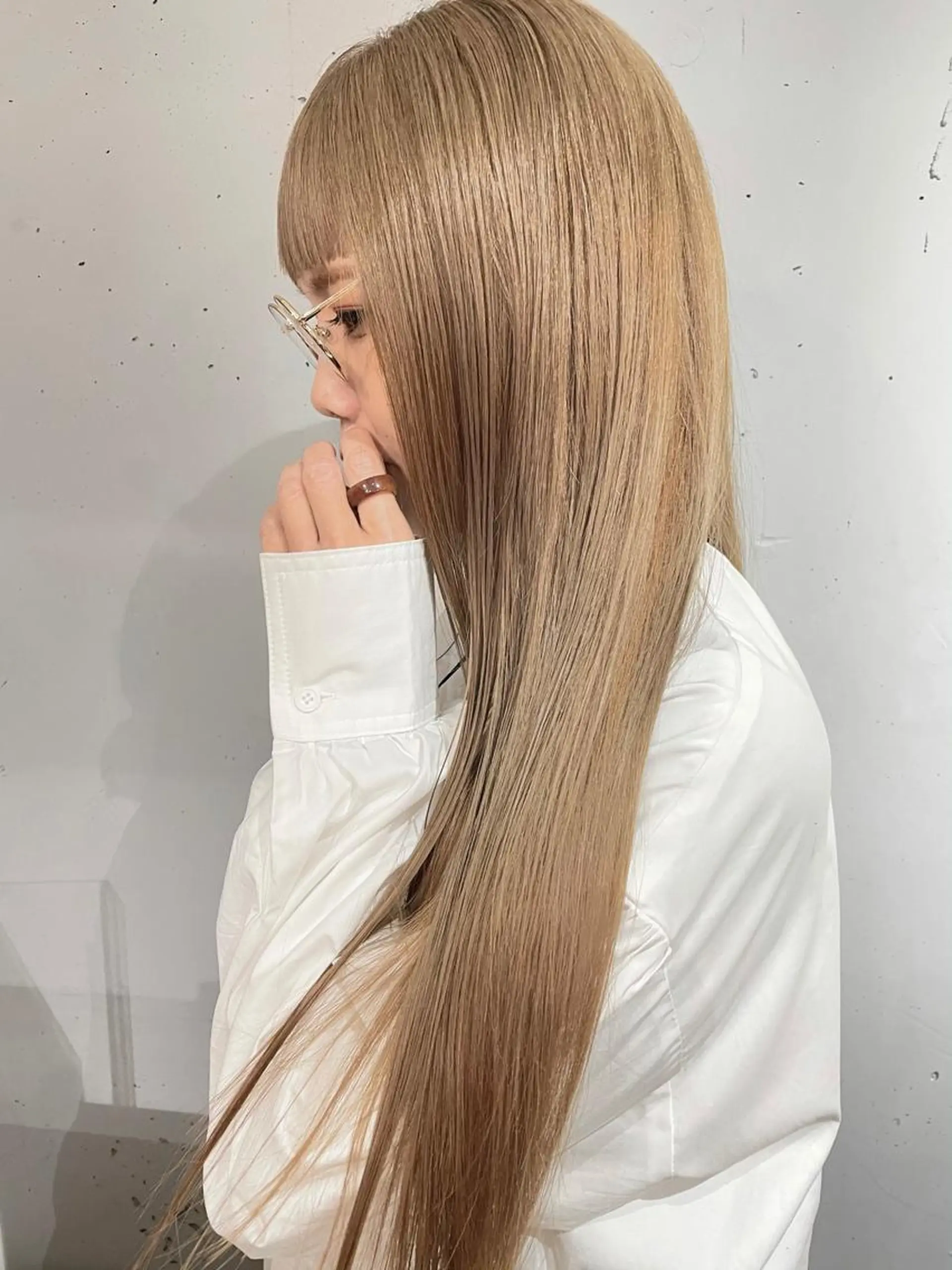 ロング カラー 東 みのりのヘアスタイル