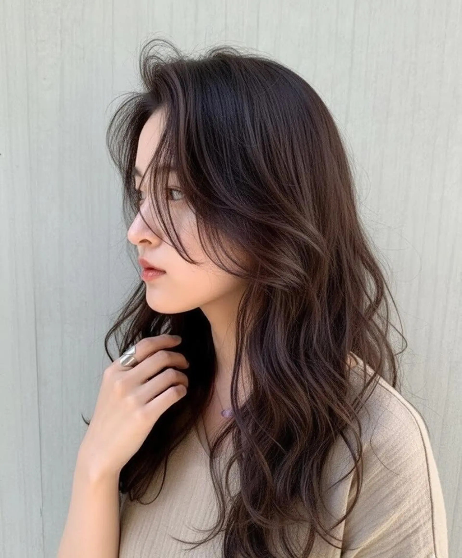 ロング ヘアサロンM新宿 カットカラーブリーチのヘアスタイル