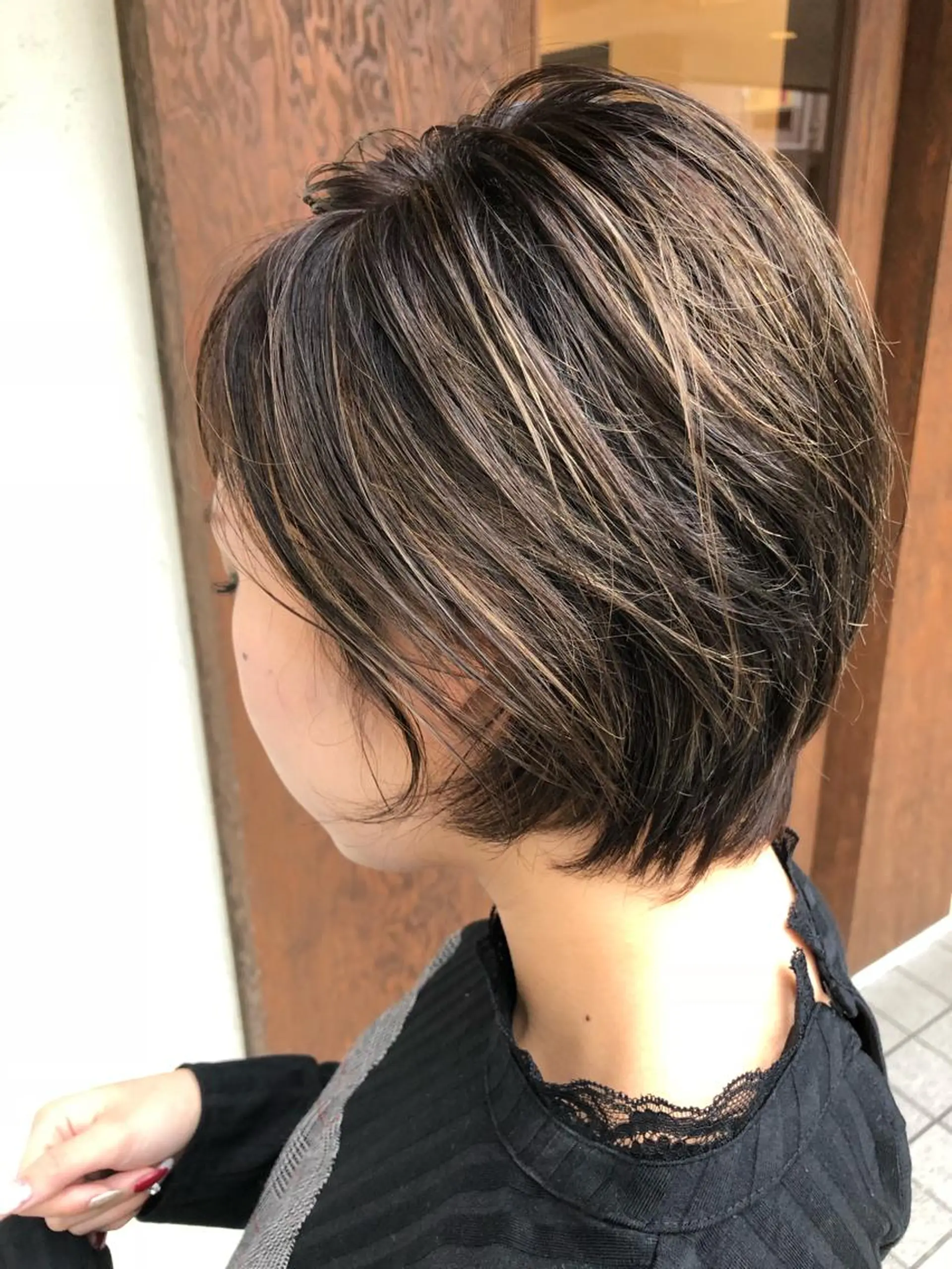 ショート カラー ハイライトカラー ハイライト ショートヘア ヘアカラー トリートメント ヘアセット 艶髪育成サロン 京橋　shinのヘアスタイル