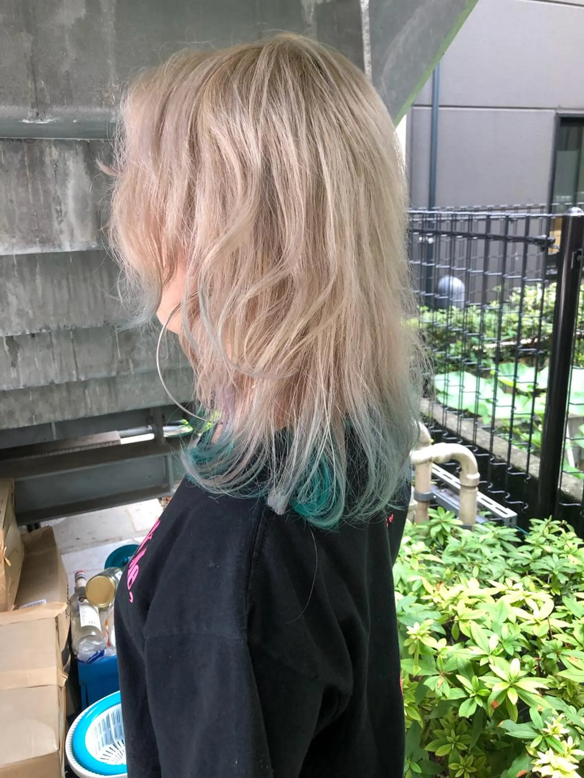 ミディアム サイレント美容師 アイリィのヘアスタイル