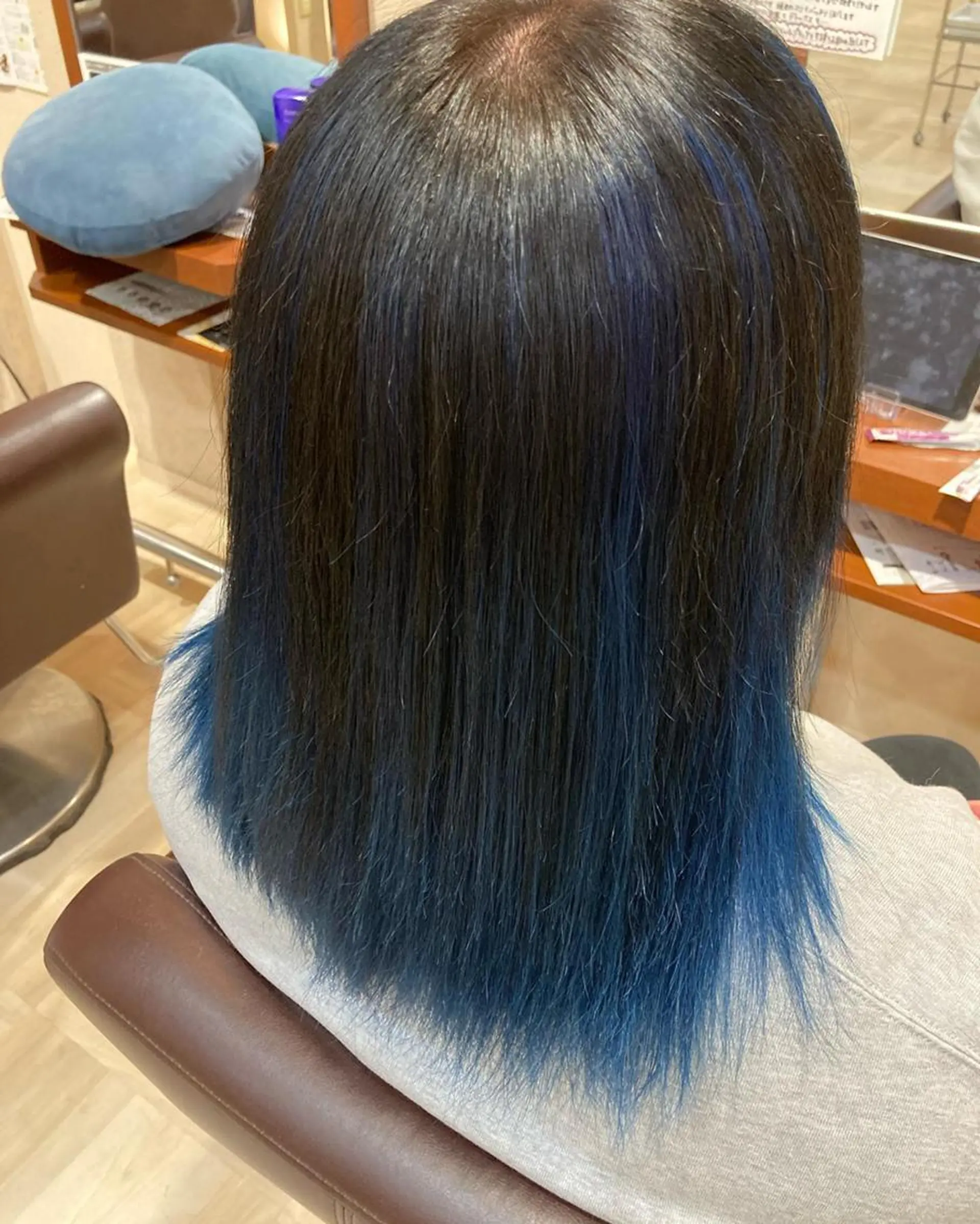 カラー ブリーチ ブルーカラー インナーカラー 髪質改善/透明感 カラー/内藤有須加のヘアスタイル