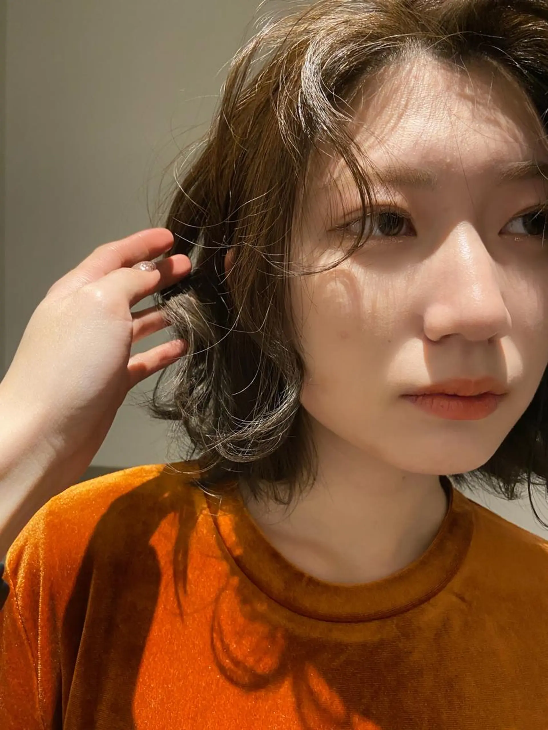 カラー Mori Aimiのヘアスタイル