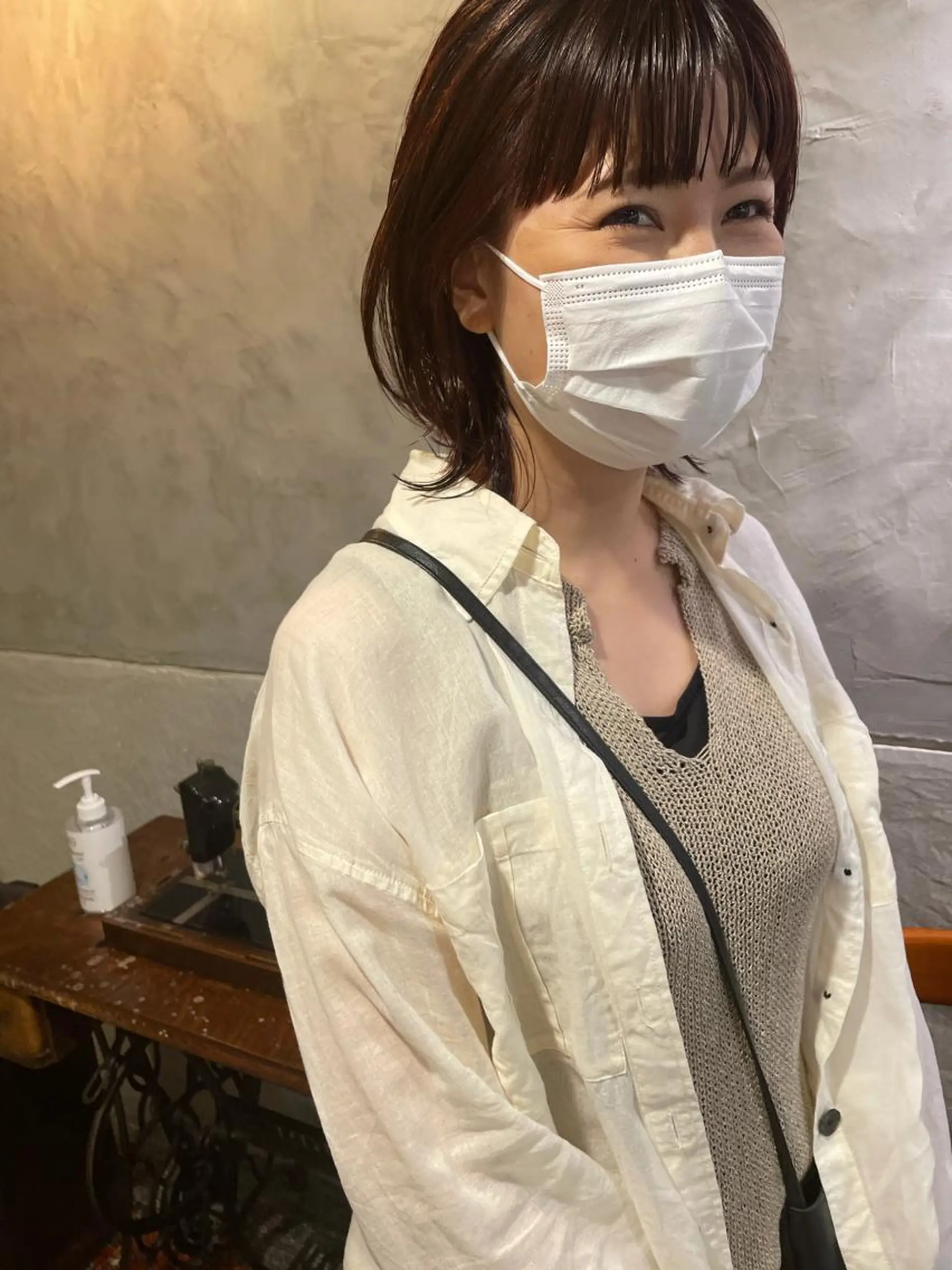 ミディアム カット ヘアカラー 縮毛矯正 トリートメント さの あやねのヘアスタイル