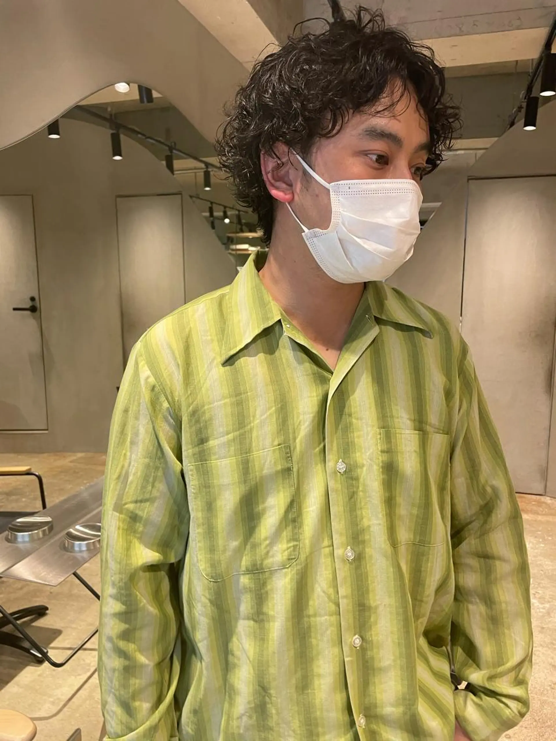 メンズ フェードカット メンズパーマ 刈り上げ メンズウルフカット ウルフカット カット パーマ 🌈圧倒的デザイン パーマ　関和希のヘアスタイル