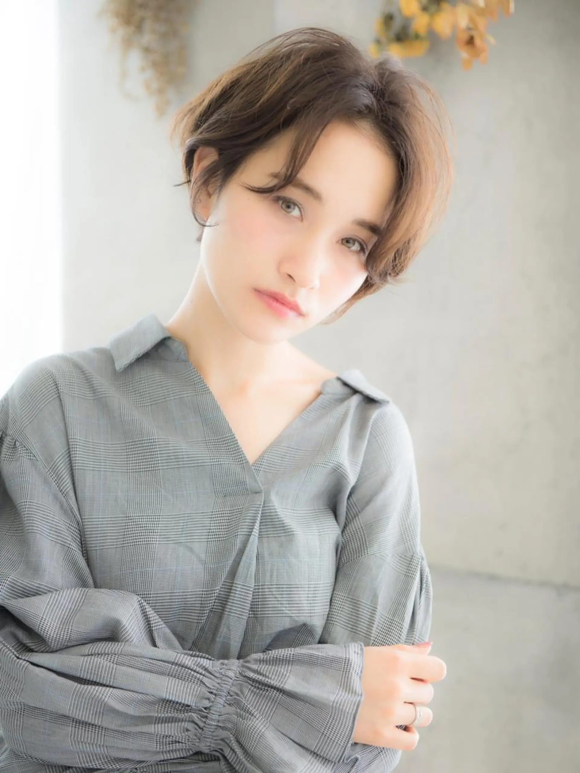 ショート カラー レイヤーカット✂️ 横浜No1♡下鳥翔子のヘアスタイル