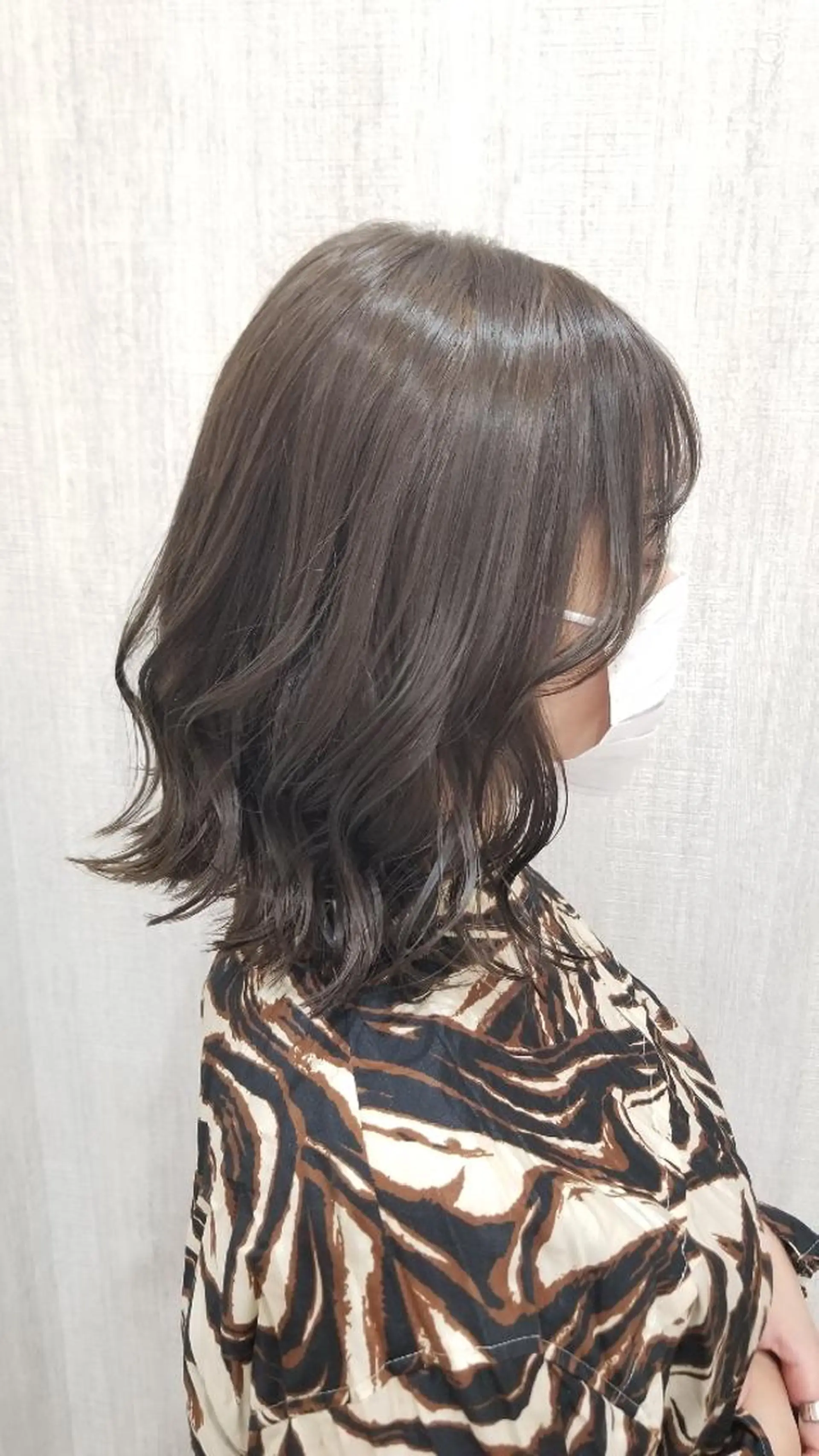 ミディアム カラー ダブルカラー グレージュ カット ヘアカラー レイヤーカット/ 髪質改善/代表西村のヘアスタイル