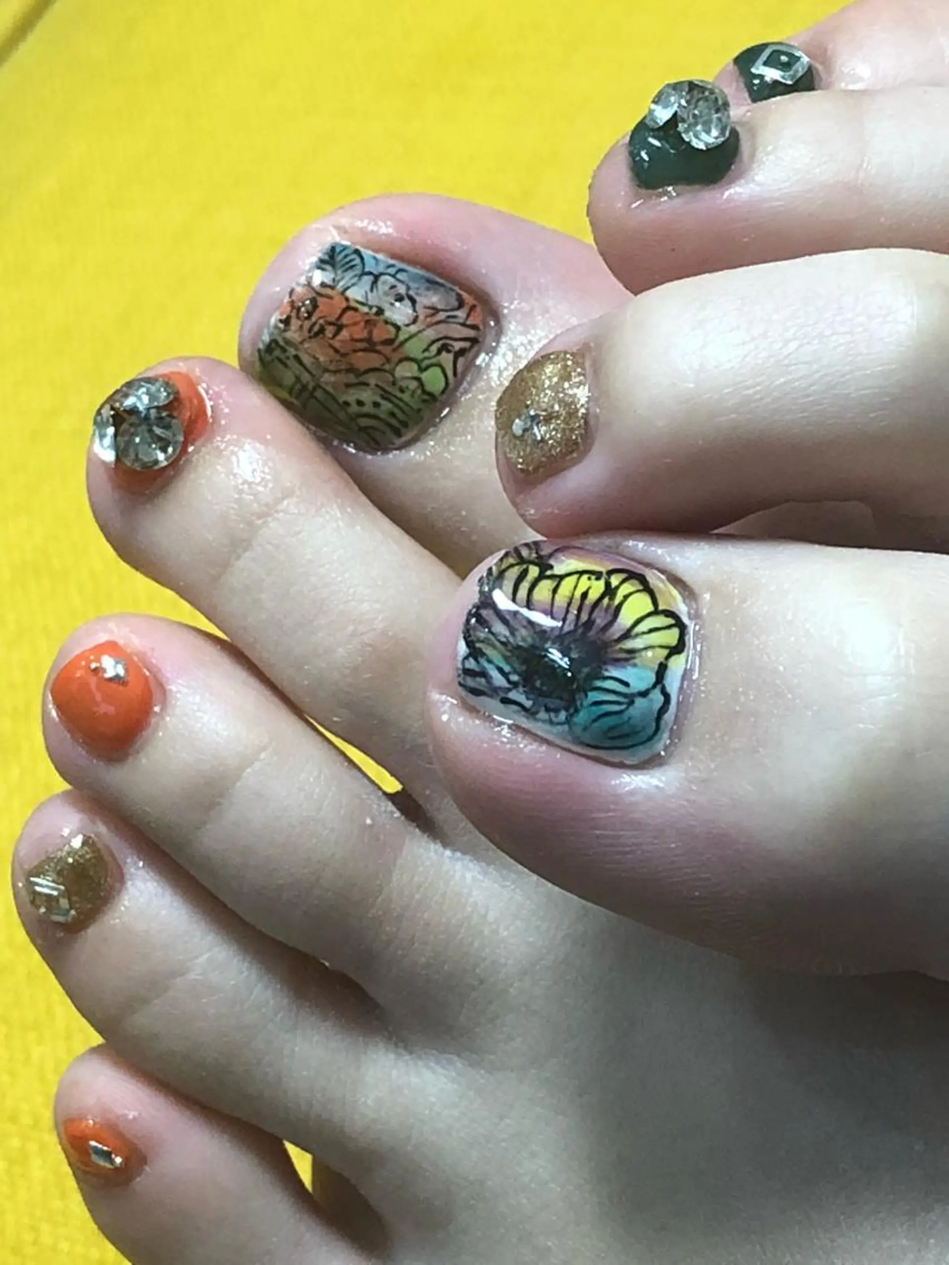 ネイル TOMOMI NAILsのネイルデザイン