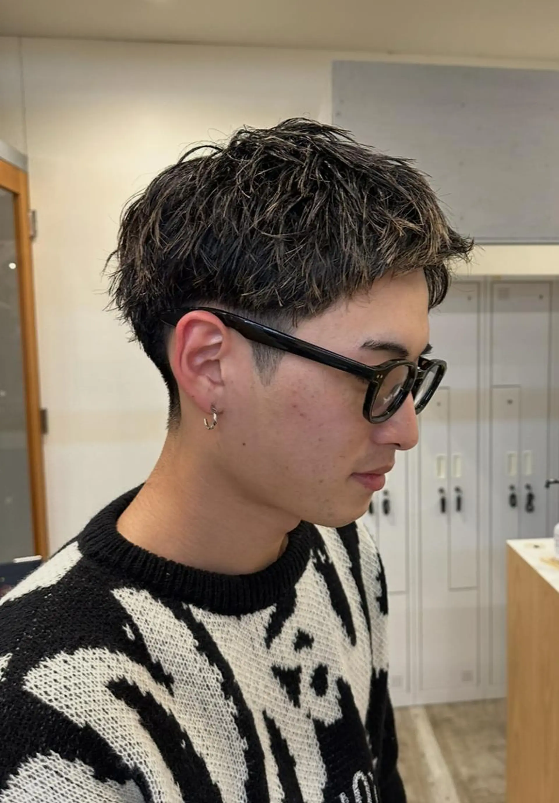 メンズ HattoRi レイヤーカットのヘアスタイル