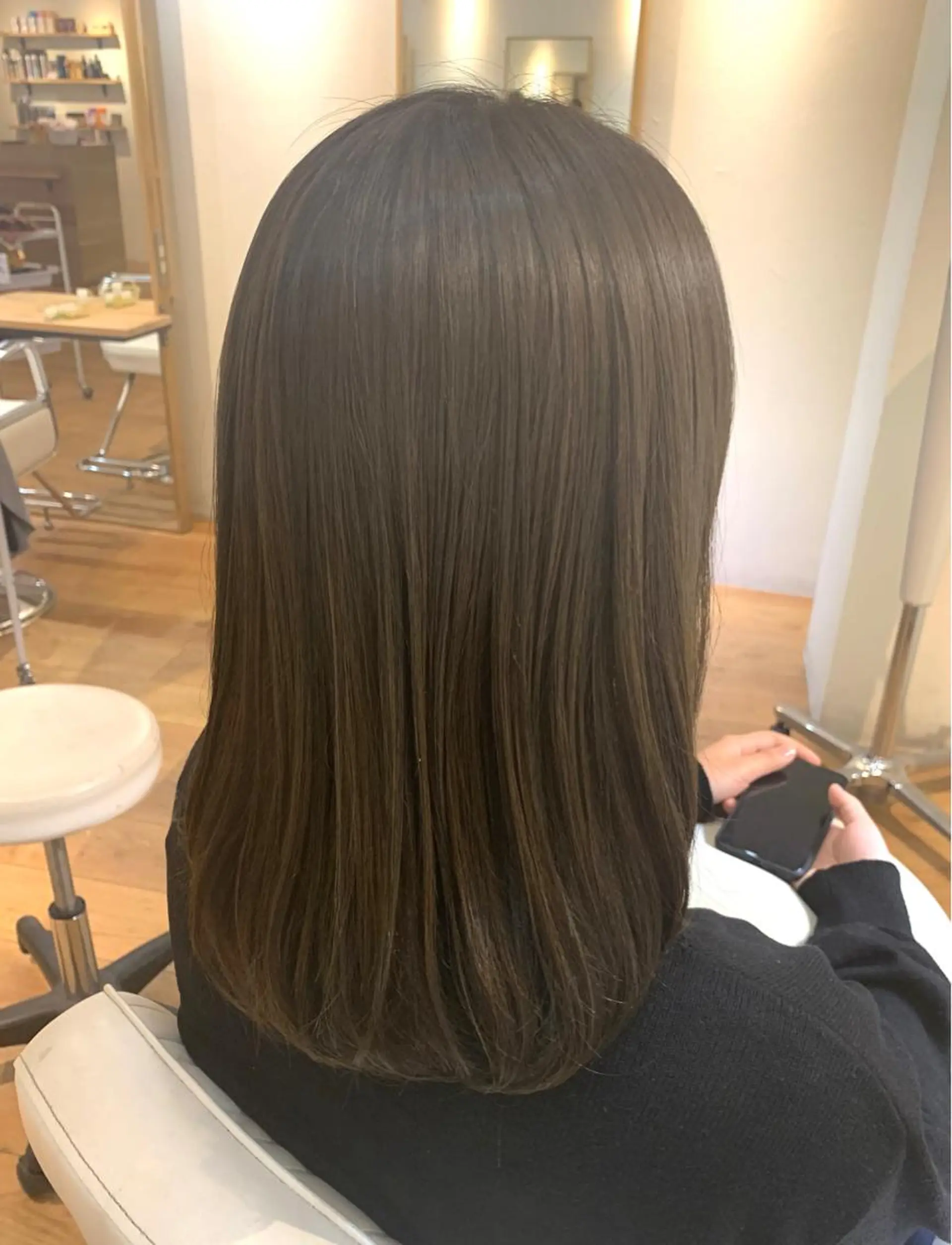 セミロング カット ヘアカラー ＮＥＷＩ　京橋 【yoko】のヘアスタイル