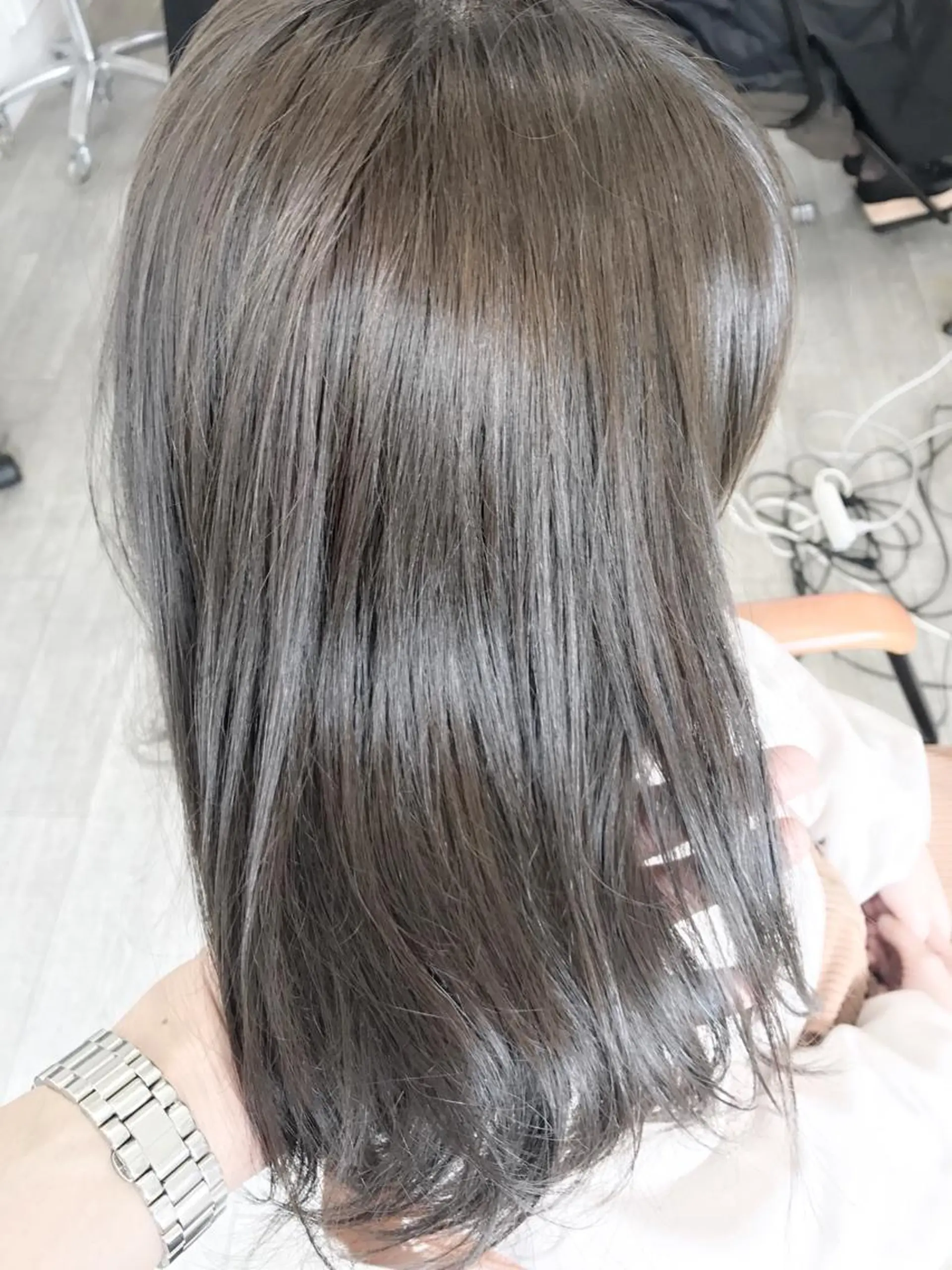 カラー ブリーチ グレージュ ブリーチなしカラー カット ヘアカラー トリートメント ヘッドスパ グレージュ/髪質改善 Yamato.hのヘアスタイル