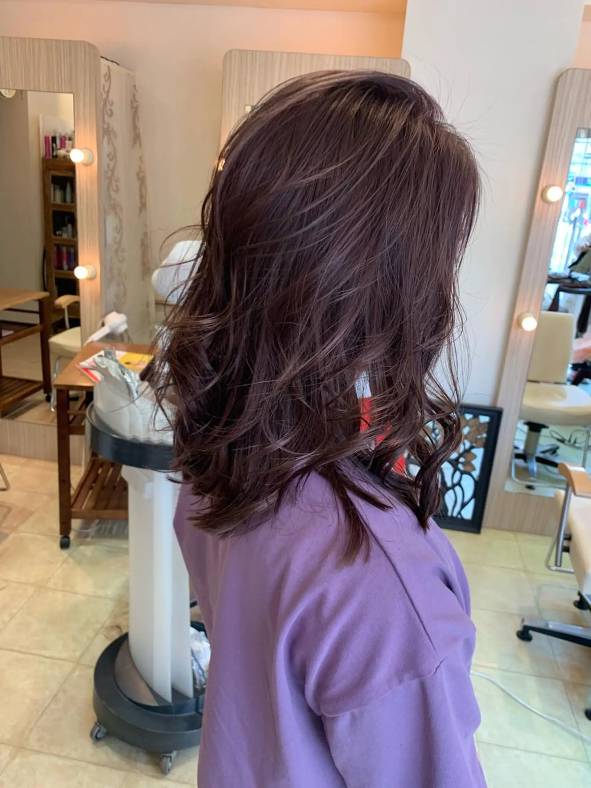 セミロング カラー パーマ アッシュ 透明感カラー ラベンダーカラー ラベンダーピンク ピンクカラー nishimura makotoのヘアスタイル