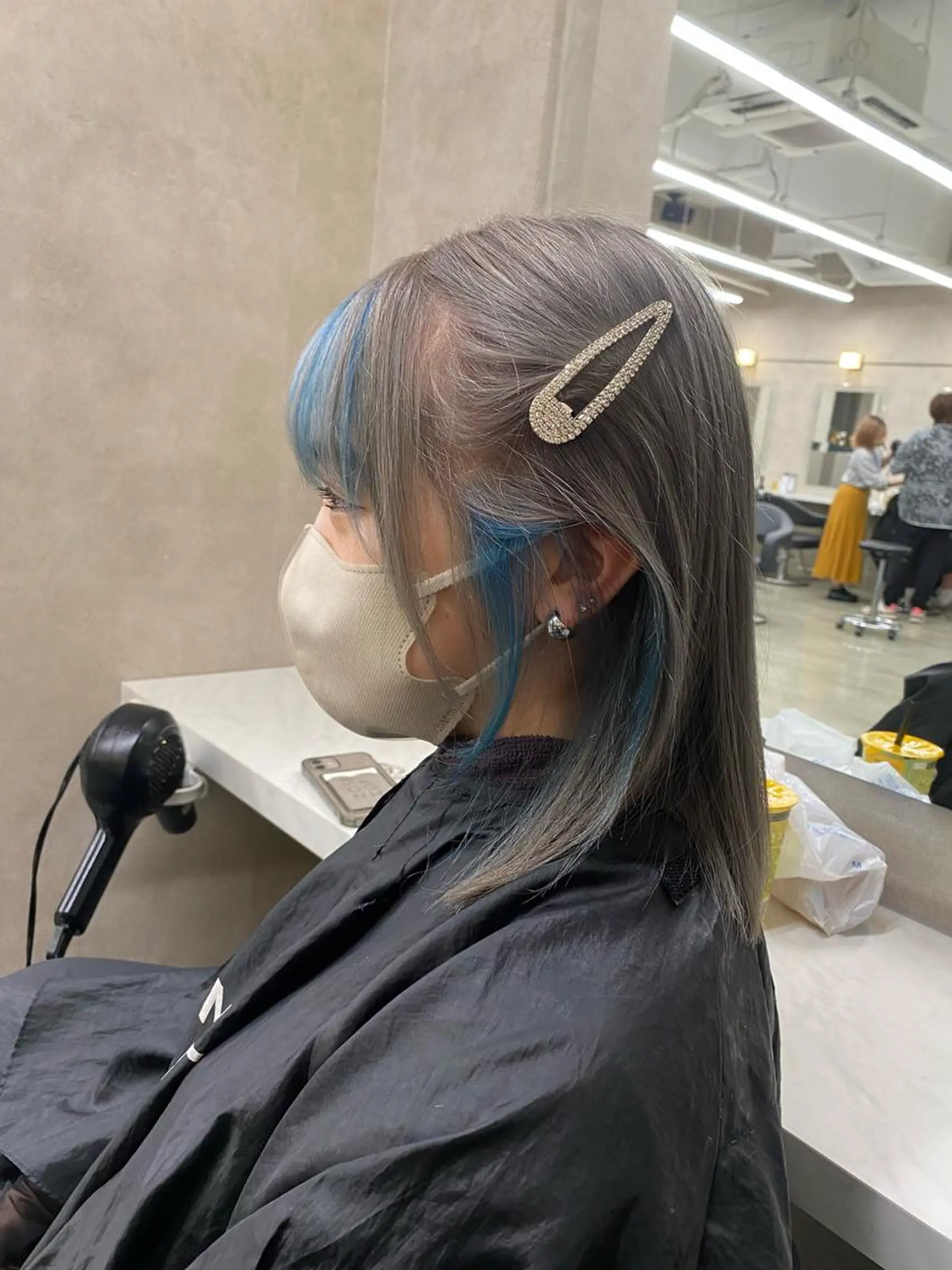 セミロング カラー ヘアカラー ヘアセット 韓国/トレンド レイヤー【101】のヘアスタイル