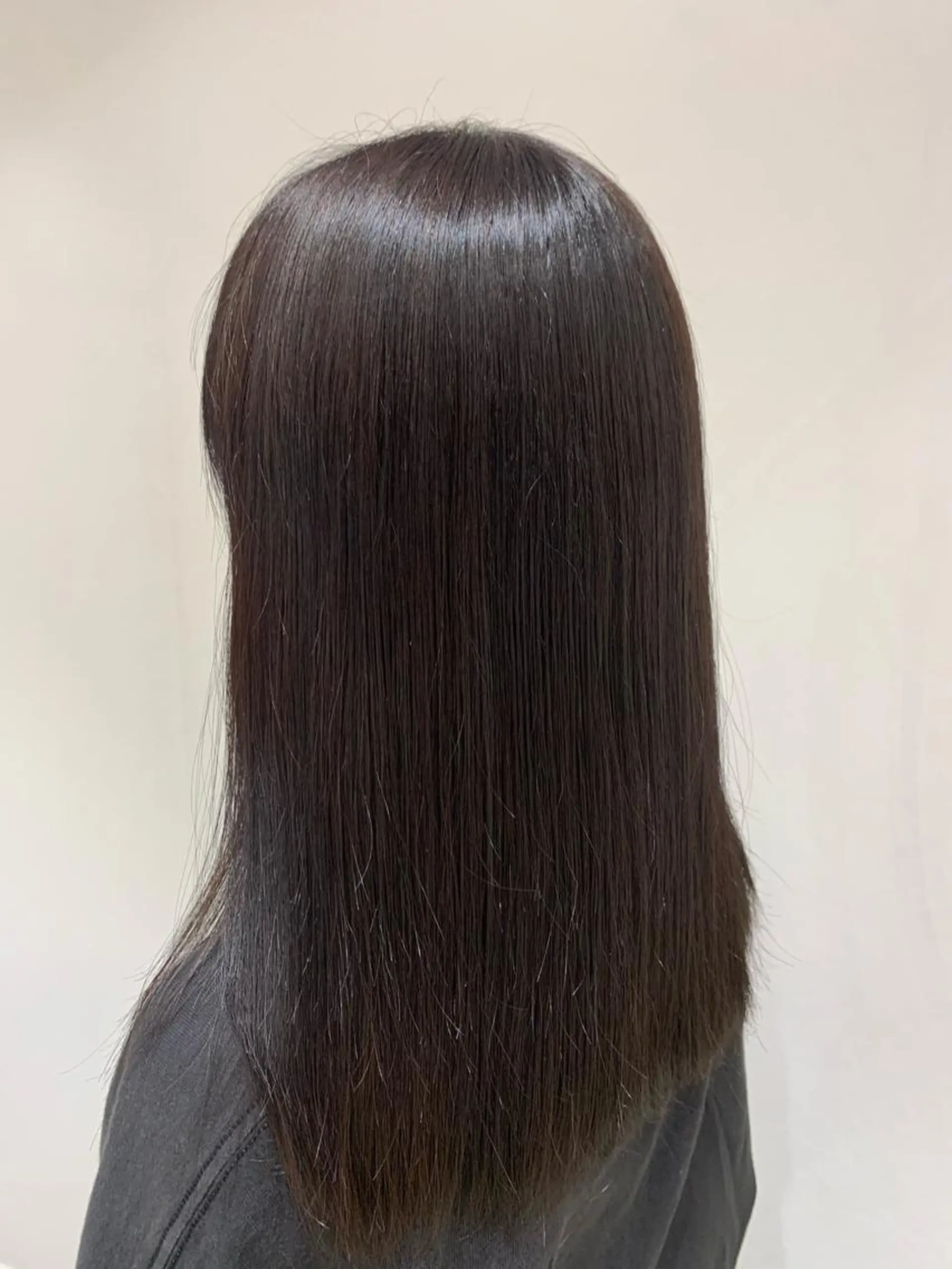 カラー 美髪艶カラー💎✨ モエのヘアスタイル