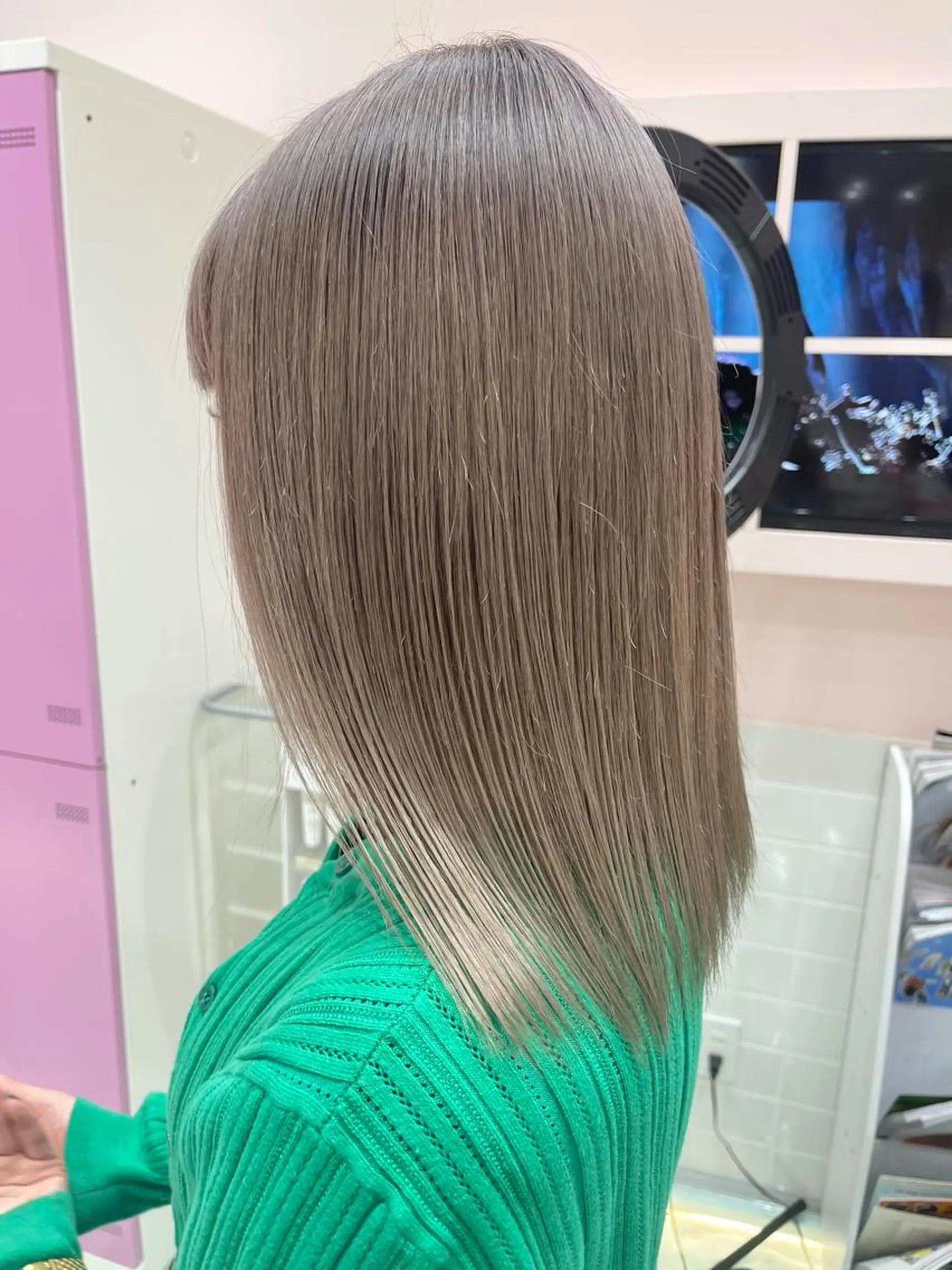 ミディアム ヘアカラー トリートメント 店長 小池アキトのヘアスタイル
