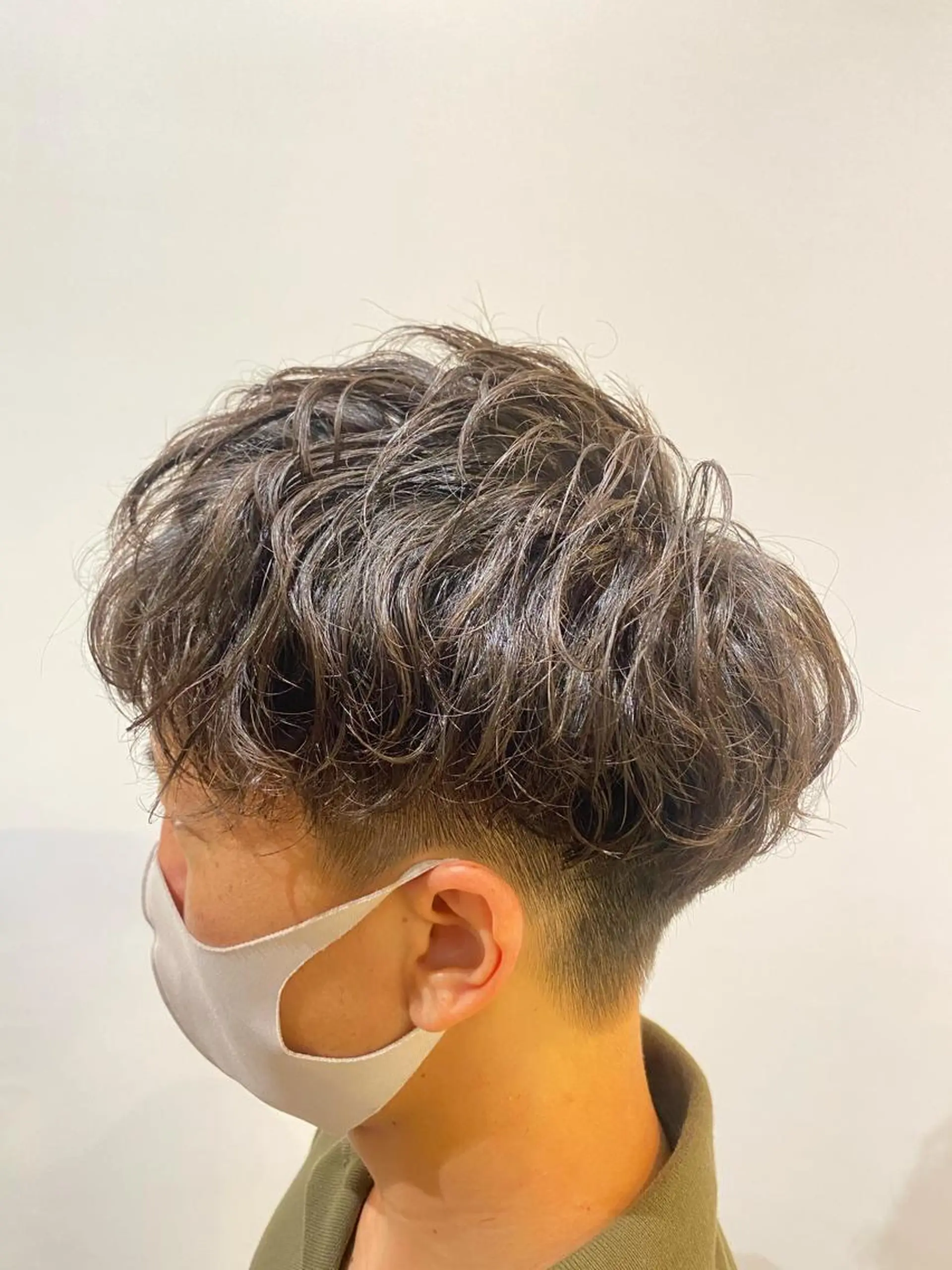 ショート パーマ メンズ メンズパーマ カット パーマ トリートメント 三ノ宮フェザーパーマ 10月再開予定のヘアスタイル