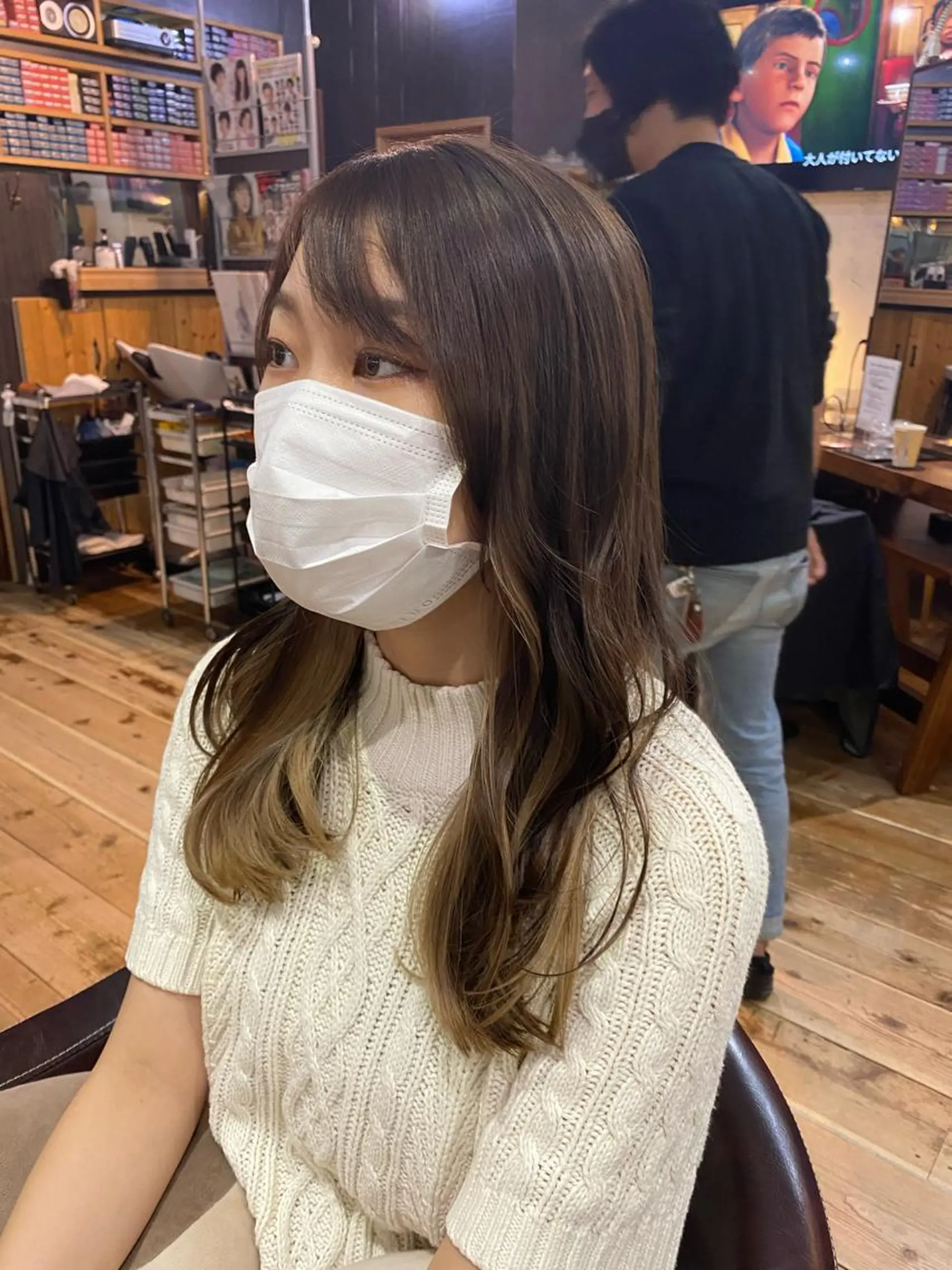ロング カラー ベージュカラー グレージュ インナーカラー カット ヘアカラー トリートメント 【韓国レイヤー特化 ハッシュカット】のヘアスタイル