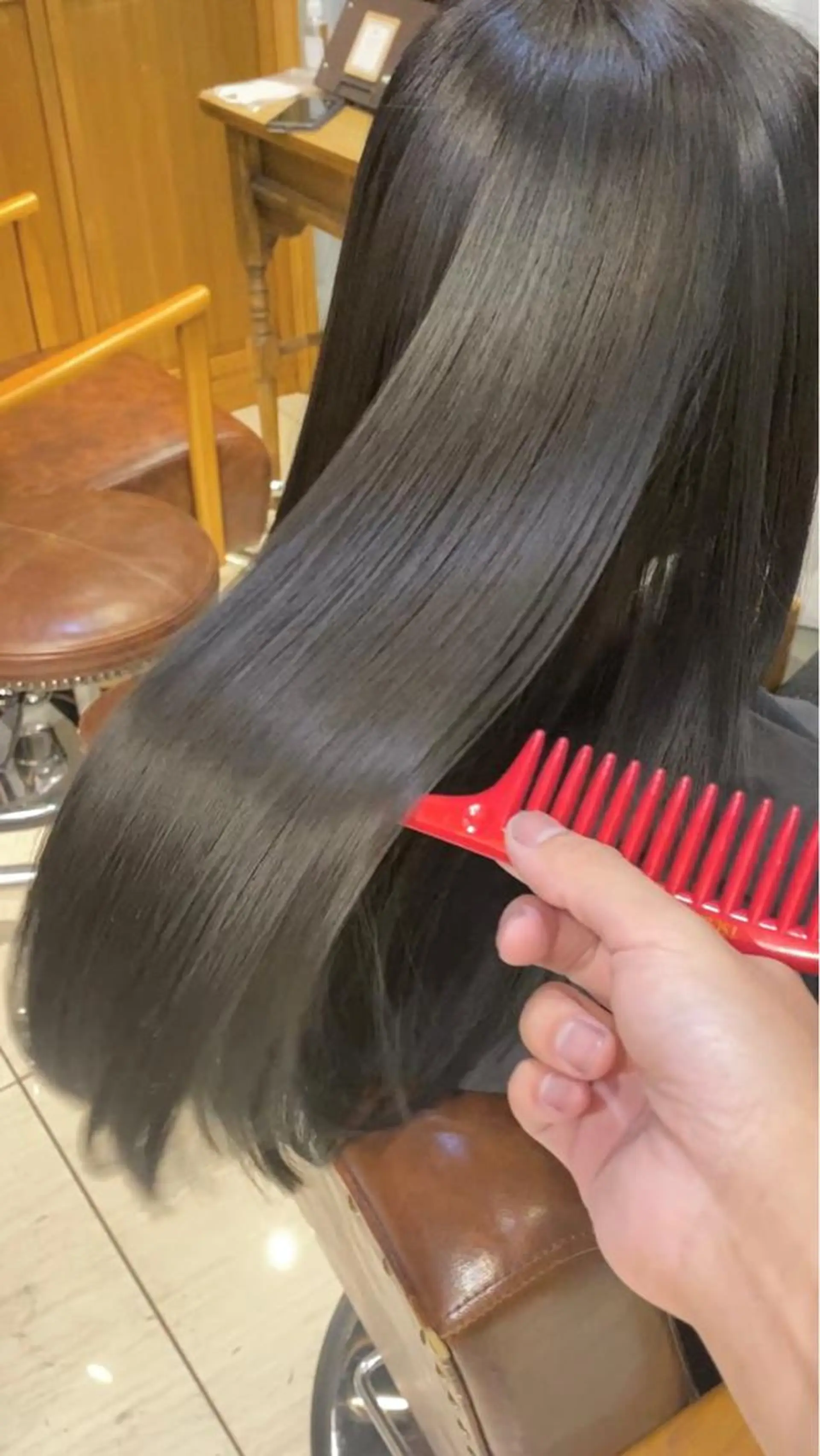 ロング カラー ブルーカラー ブルージュ カット ヘアカラー トリートメント 比嘉 翼のヘアスタイル