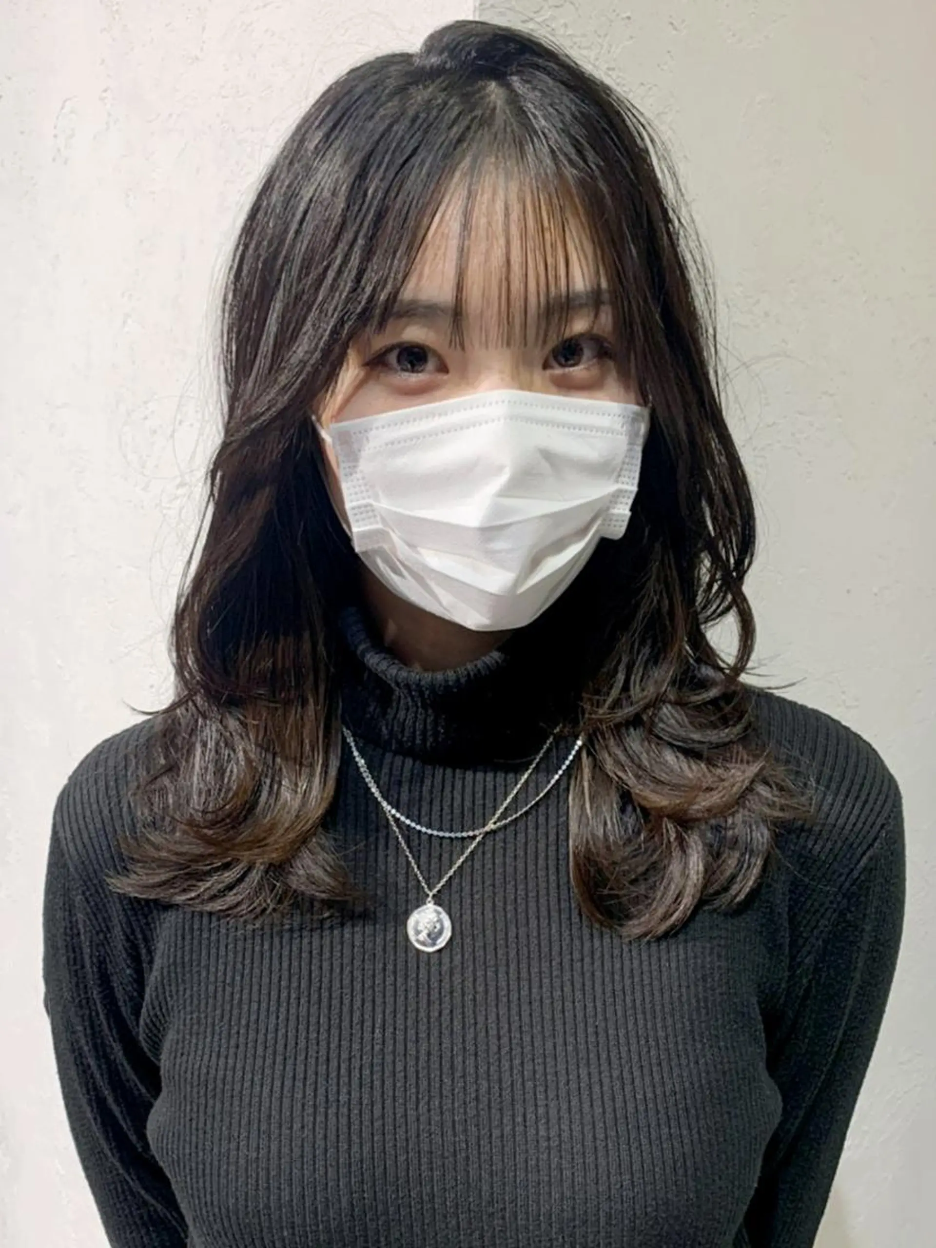 ミディアム カラー パーマ ヘアアレンジ 顔まわりレイヤー レイヤーカット ITbyALBUM 藤沢店のヘアスタイル