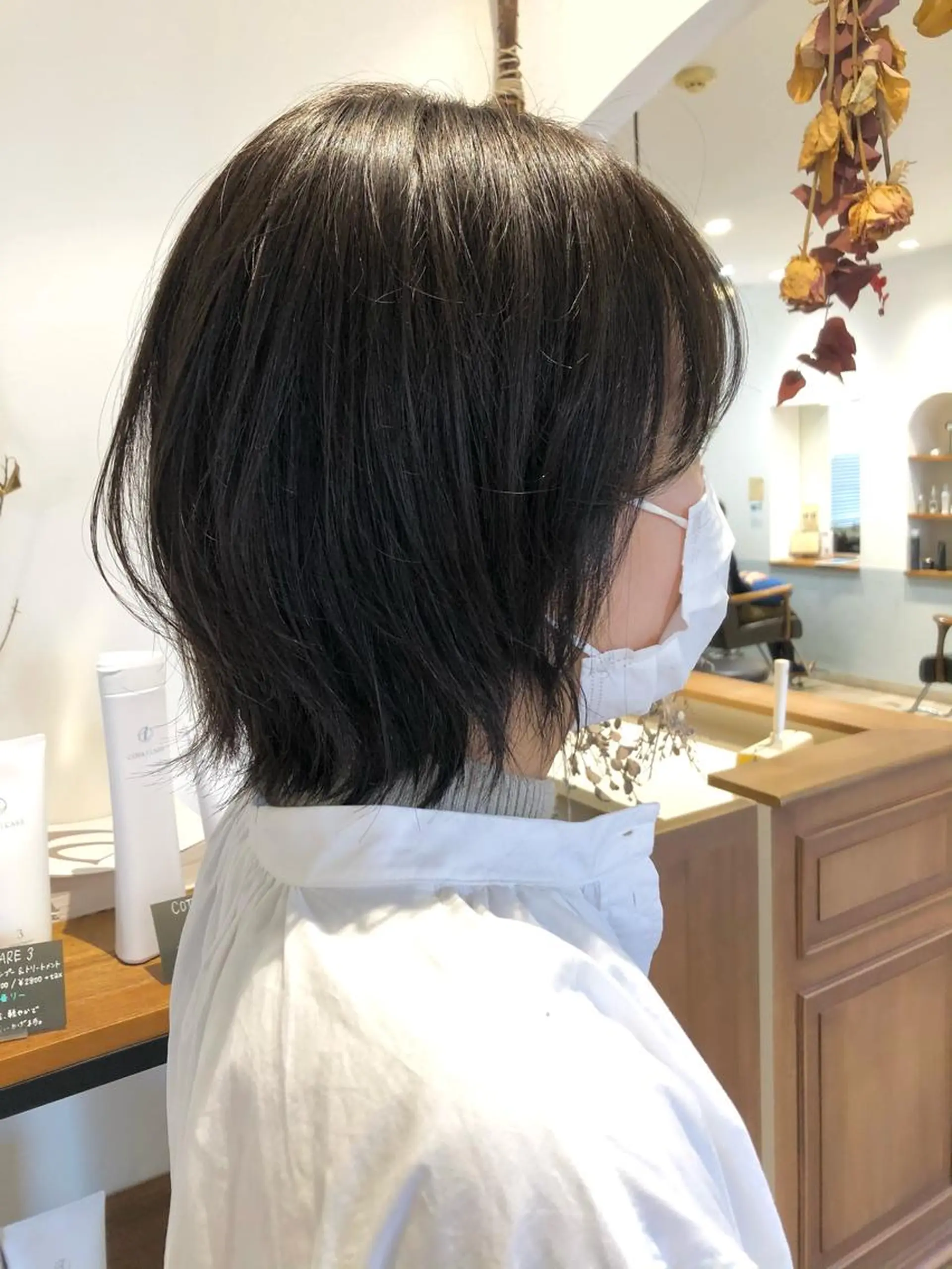 ミディアム カラー 🩰オリーブ/ ベージュ松本咲花🩰のヘアスタイル