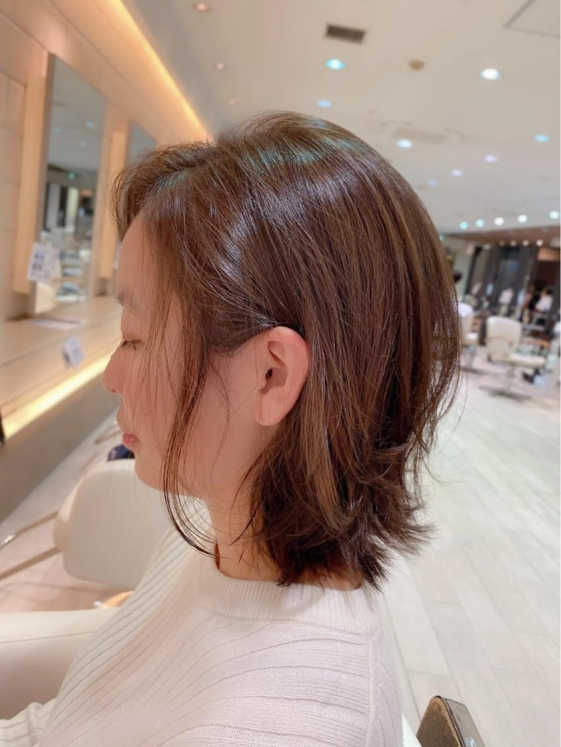 ミディアム くびれヘア レイヤーカット 六丁の目/伊藤 /大人可愛いショートのヘアスタイル