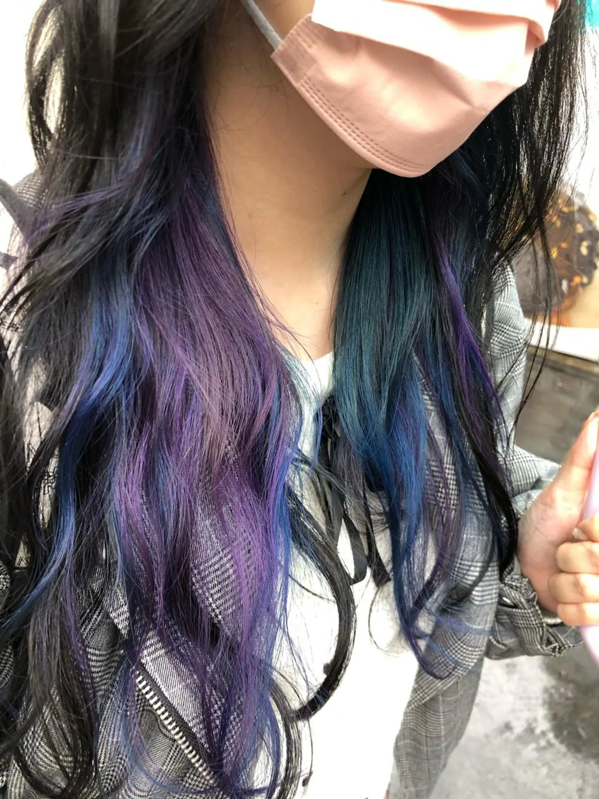 ロング カラー アッシュ バレイヤージュ ミストバング ベージュカラー ブリーチ カット ヘアカラー トリートメント 原宿サロン代表 デザインカラー伊藤卓のヘアスタイル