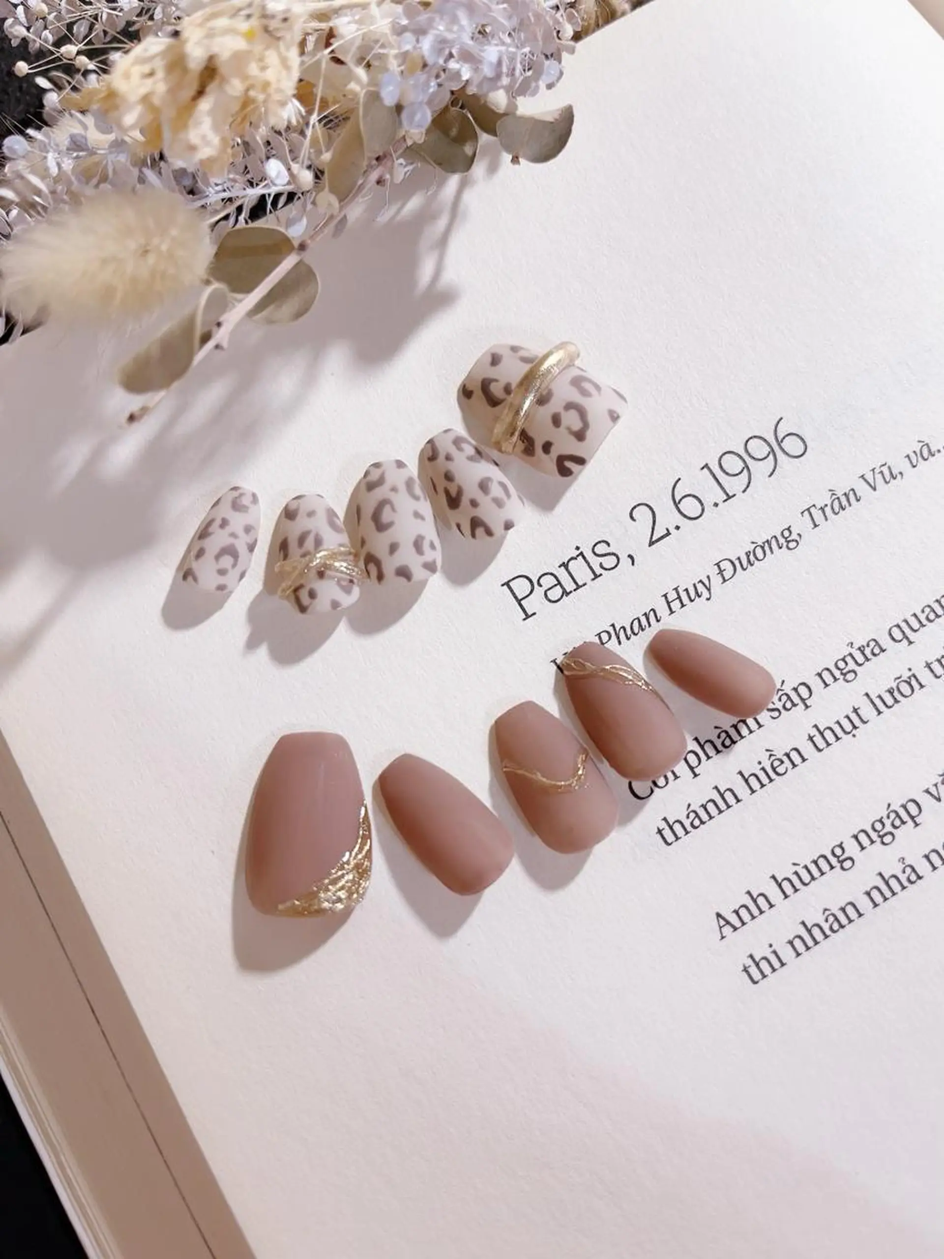 ネイル ハンドネイル KOMATSU YUKIのネイルデザイン