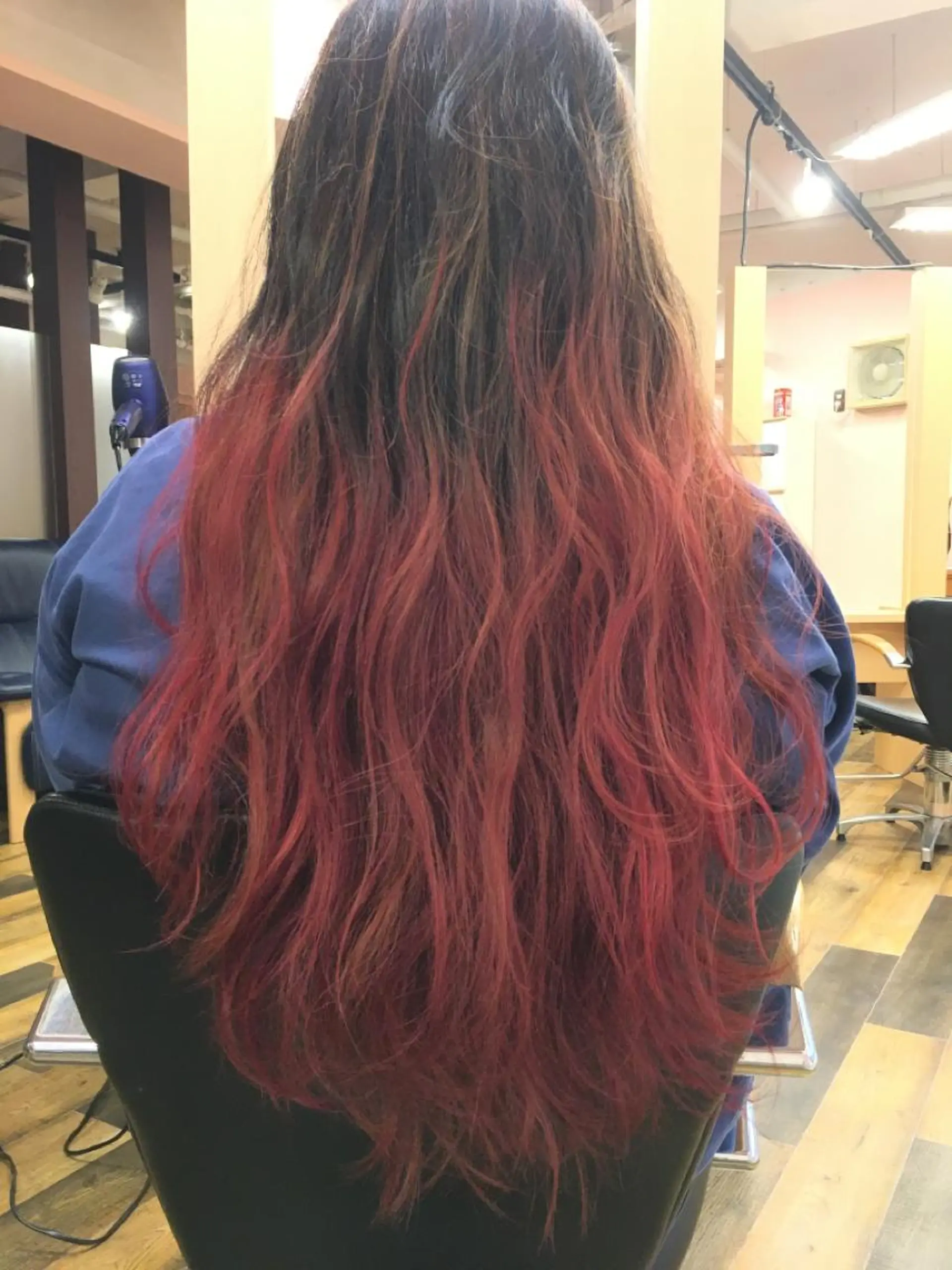 ロング ツバサ 髪質改善のヘアスタイル