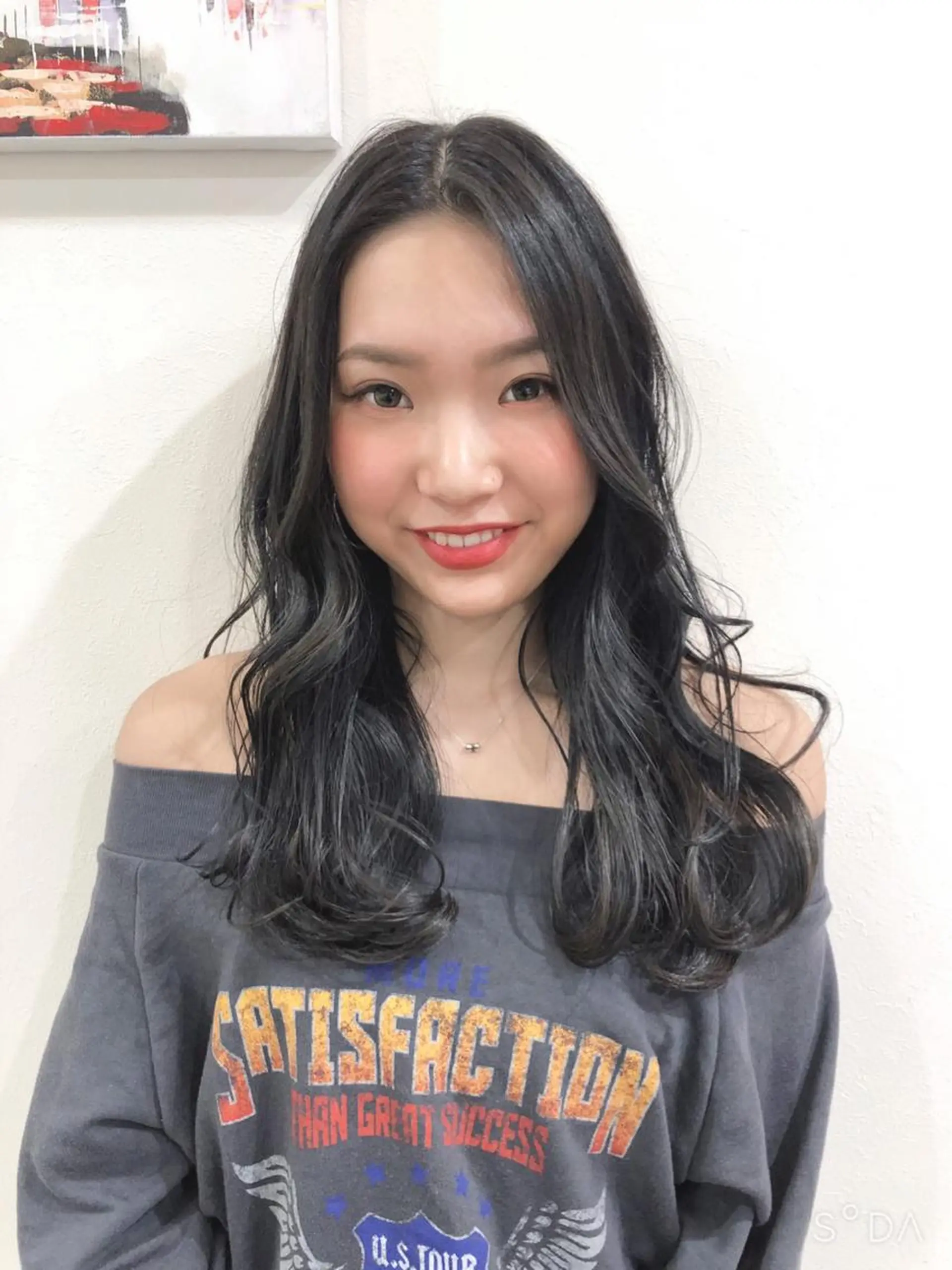 ロング カラー Ashanti 磯崎のヘアスタイル