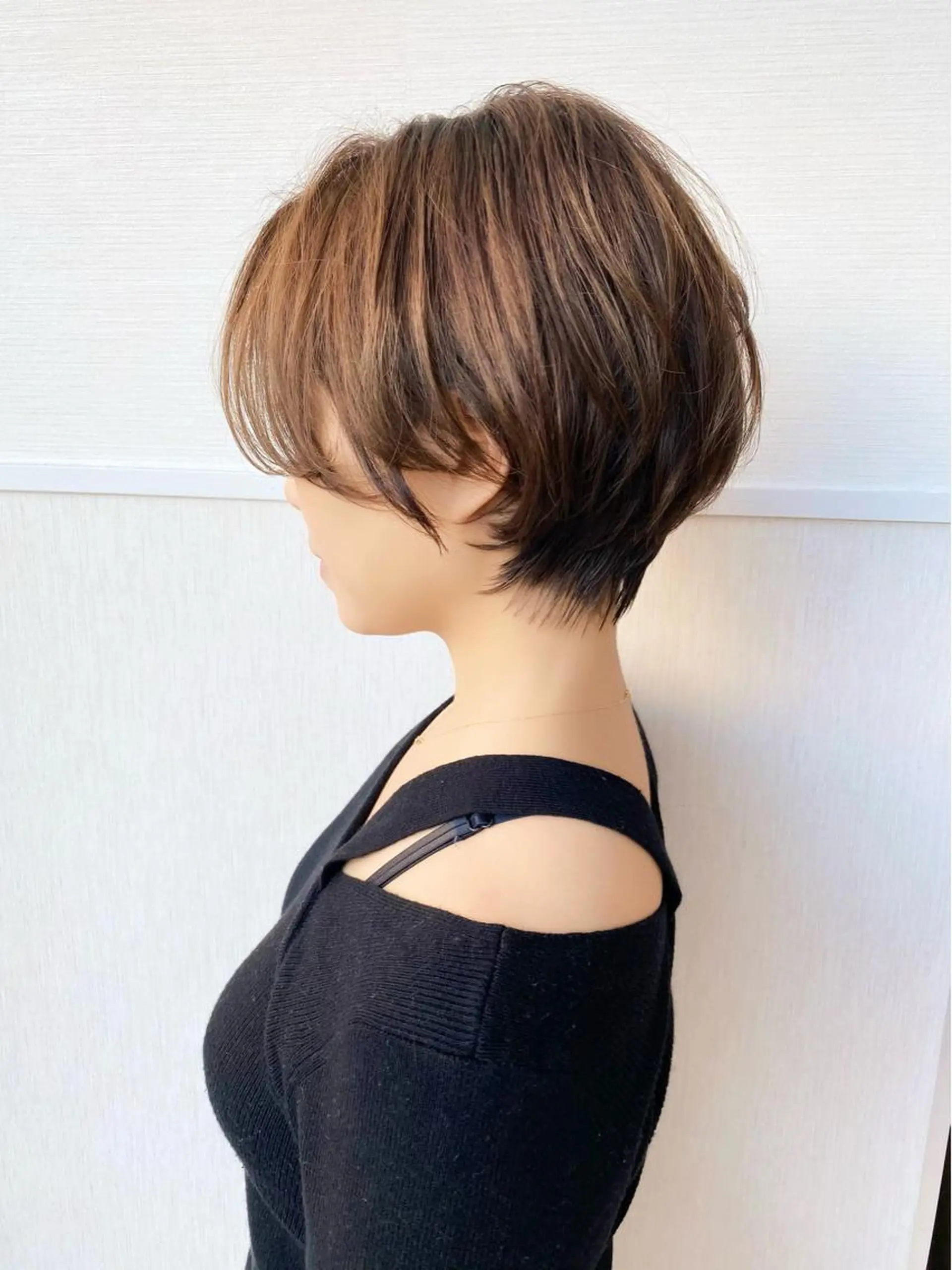 ショート 三鷹で1番ショート ボブをカットする新谷のヘアスタイル