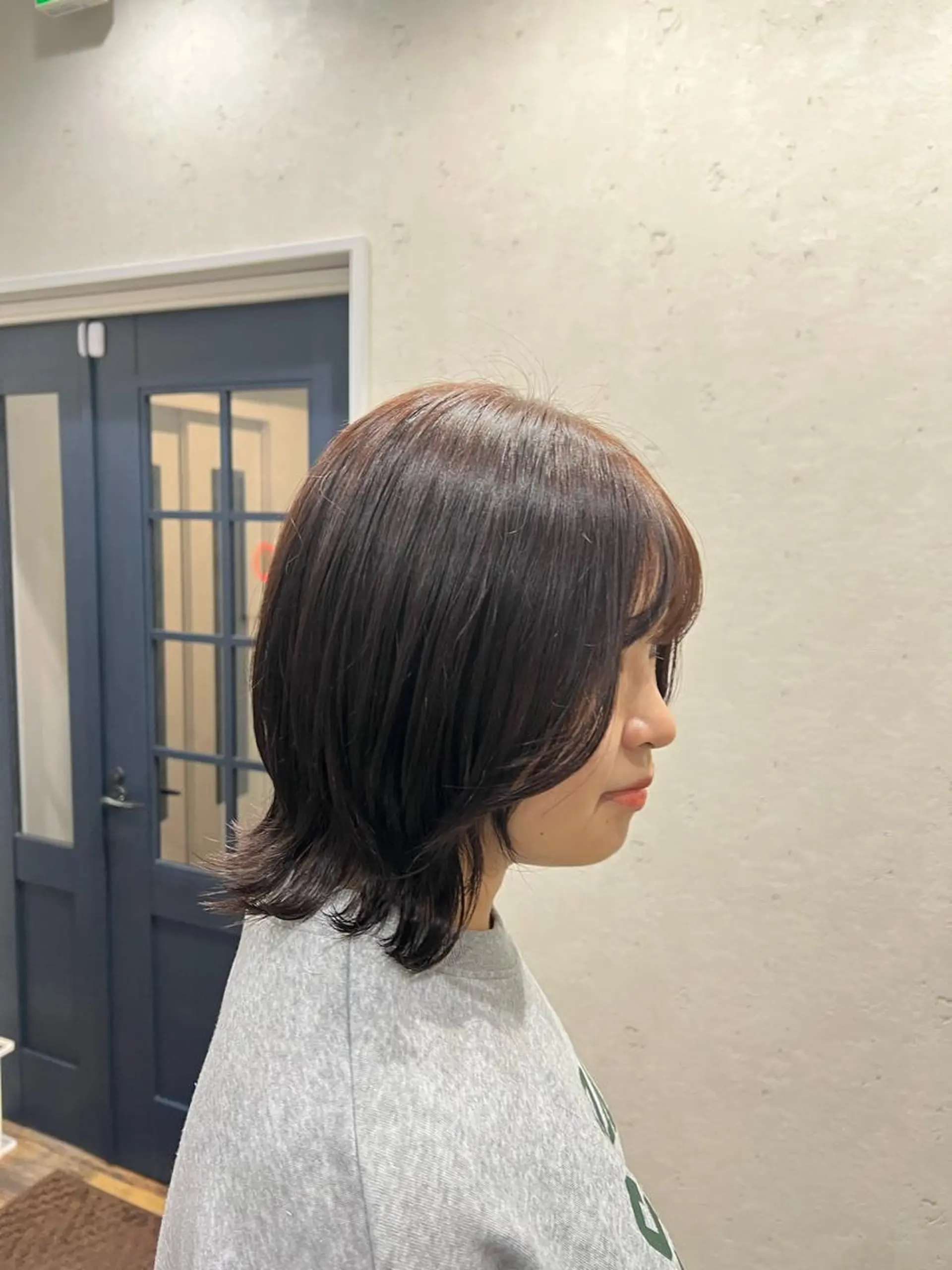 ミディアム カラー ウルフカット ナチュラルカラー 錦糸町【三橋衿奈】のヘアスタイル