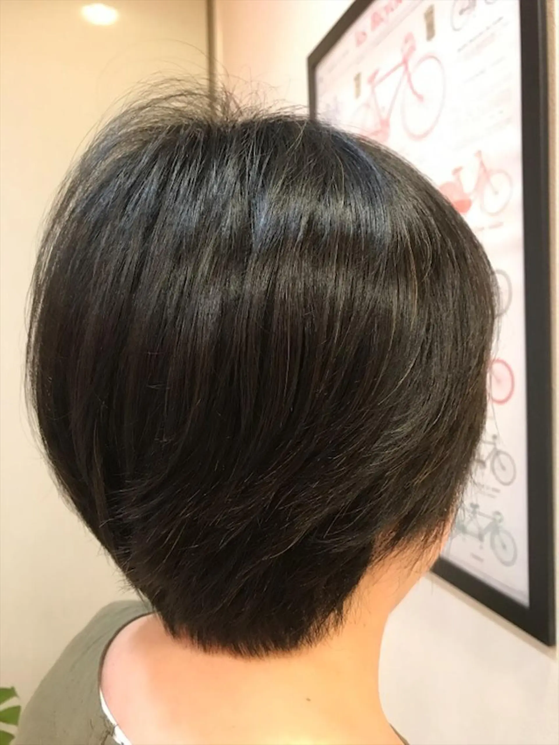 ショート カラー 斎藤 彩香のヘアスタイル