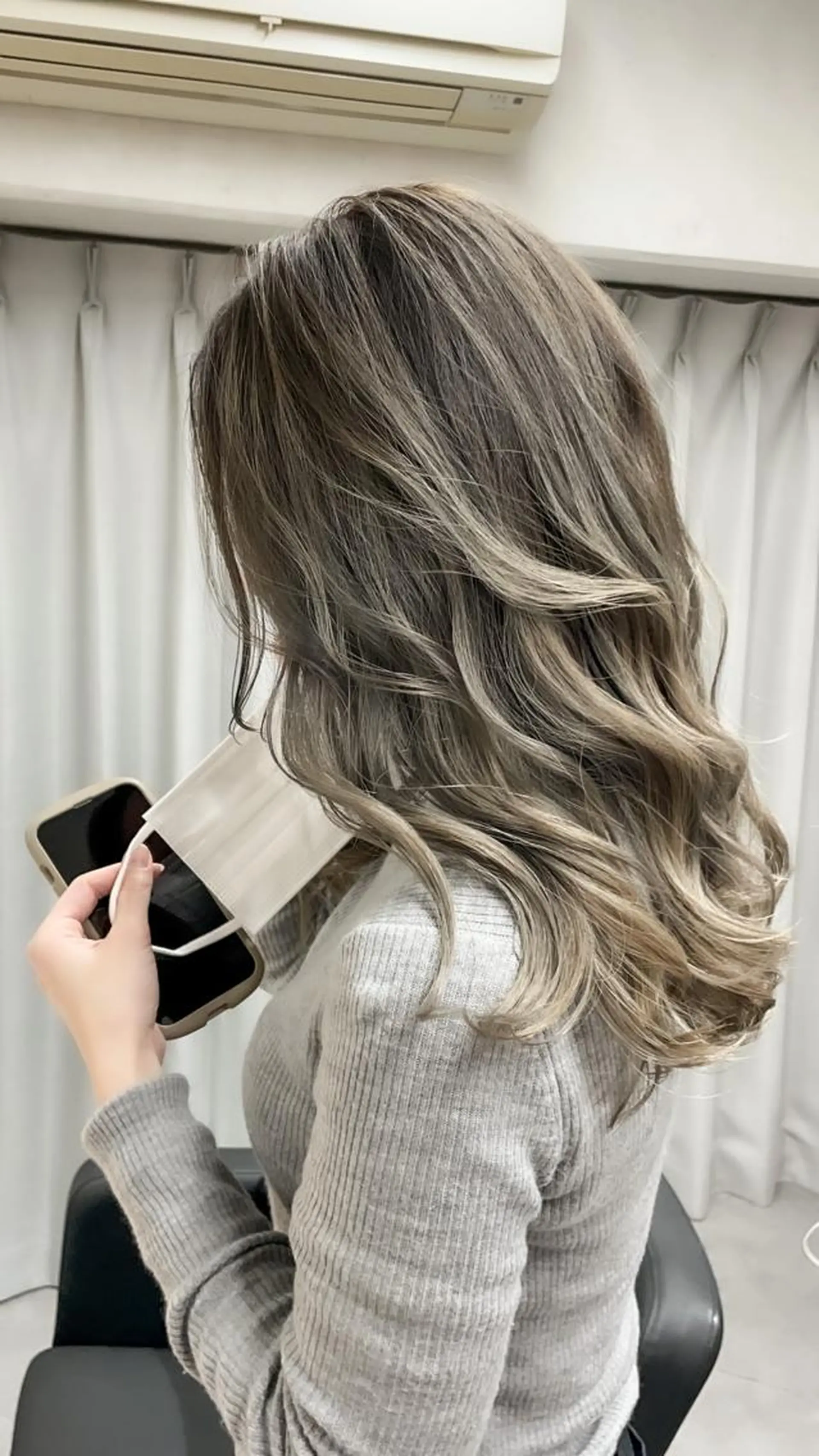 セミロング カット ヘアカラー トリートメント 1日1名限定価格✂️ 髪質改善サロン代表谷のヘアスタイル