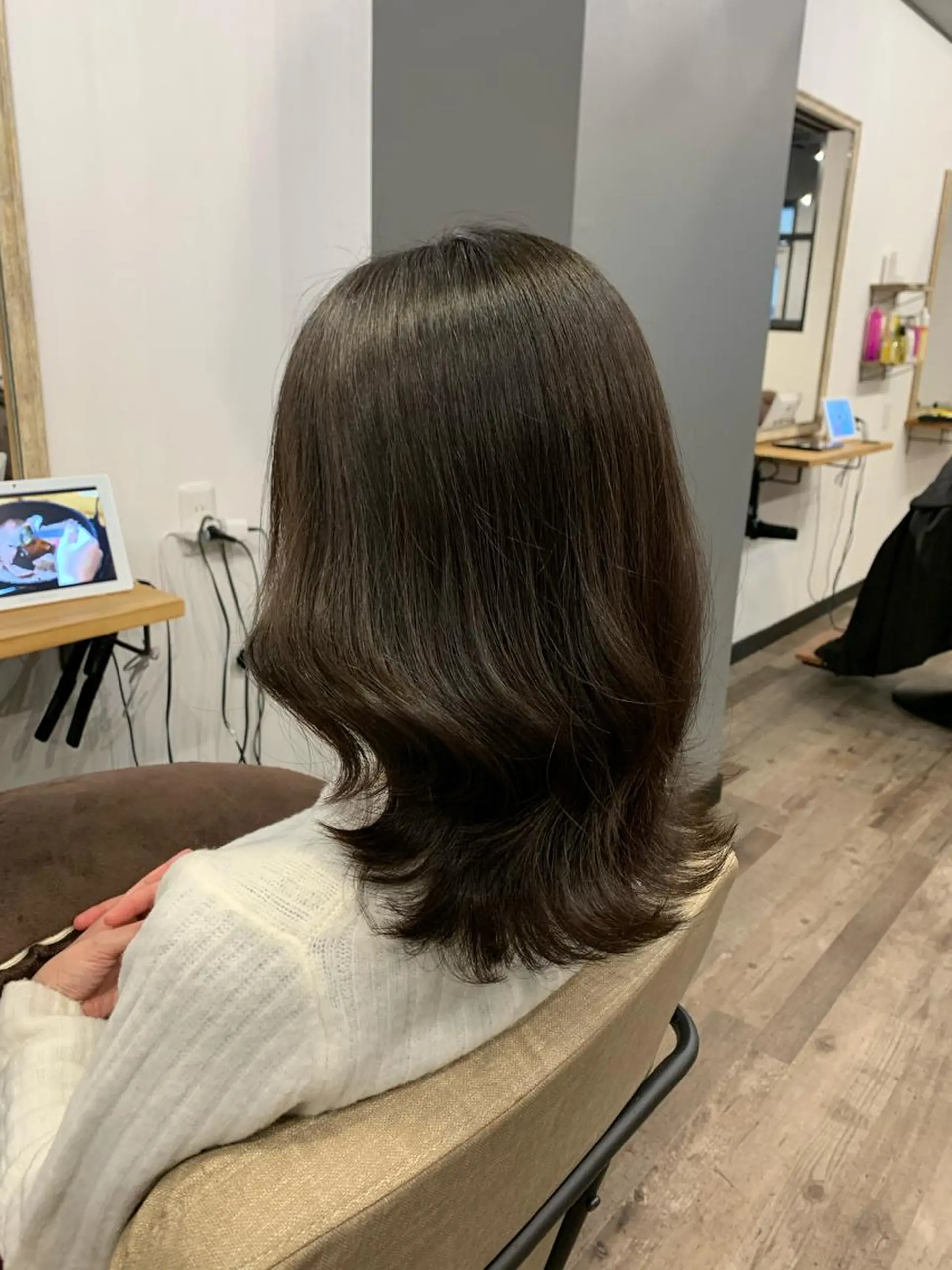 ミディアム 堀田 英樹のヘアスタイル