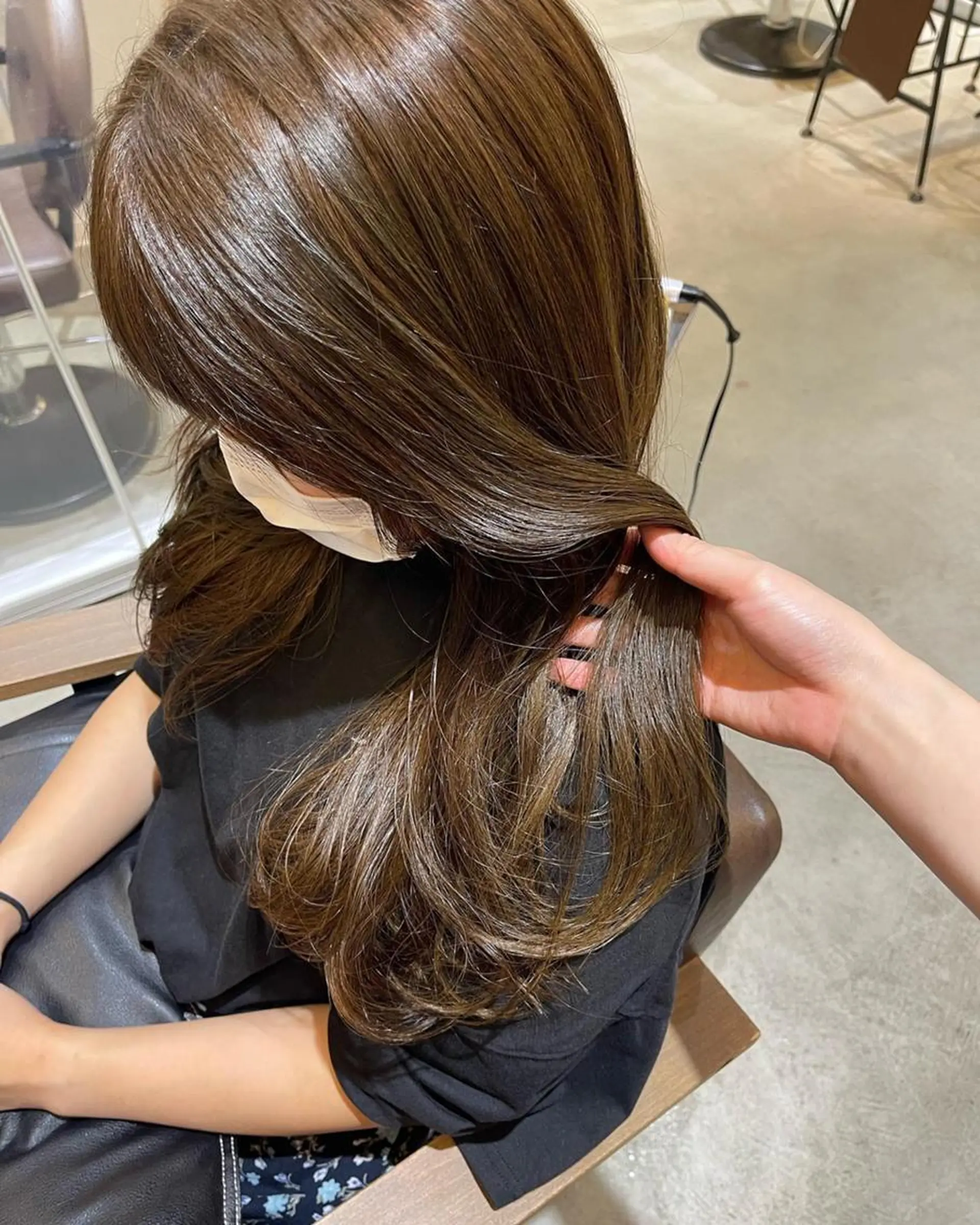 ミディアム カラー ヘアアレンジ ブリーチ グレージュ イルミナカラー インナーカラー ラベンダーカラー ❥【韓国風ヘア】 stylist 林❥のエステ・リラクイメージ