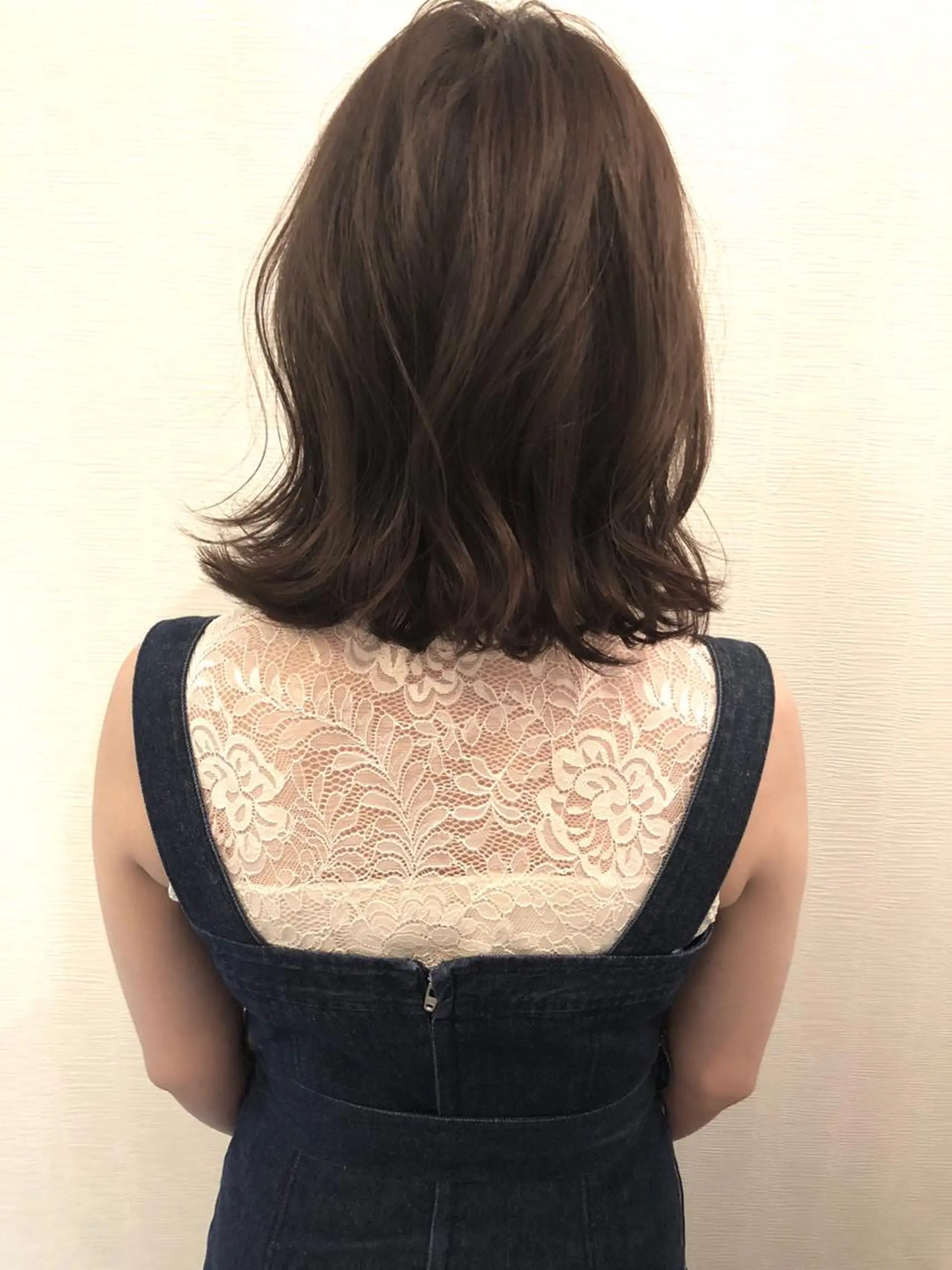 ミディアム カラー ハイライトカラー ハイライト 平川 友希子のヘアスタイル