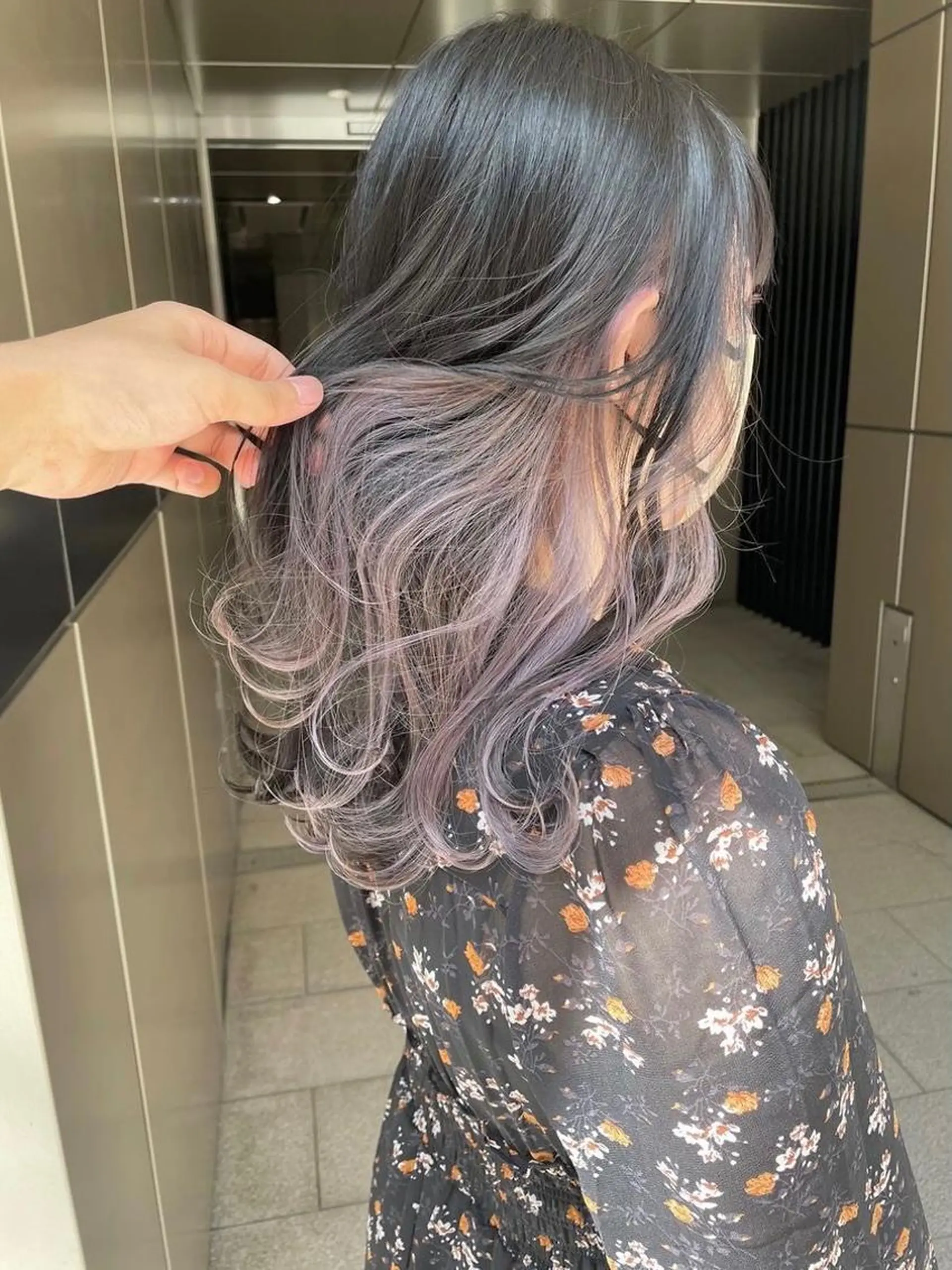 ミディアム カラー ベージュカラー ラベンダーカラー ヘアカラー レイヤー/大人メンズ パーマ🌀 平島拓也のヘアスタイル