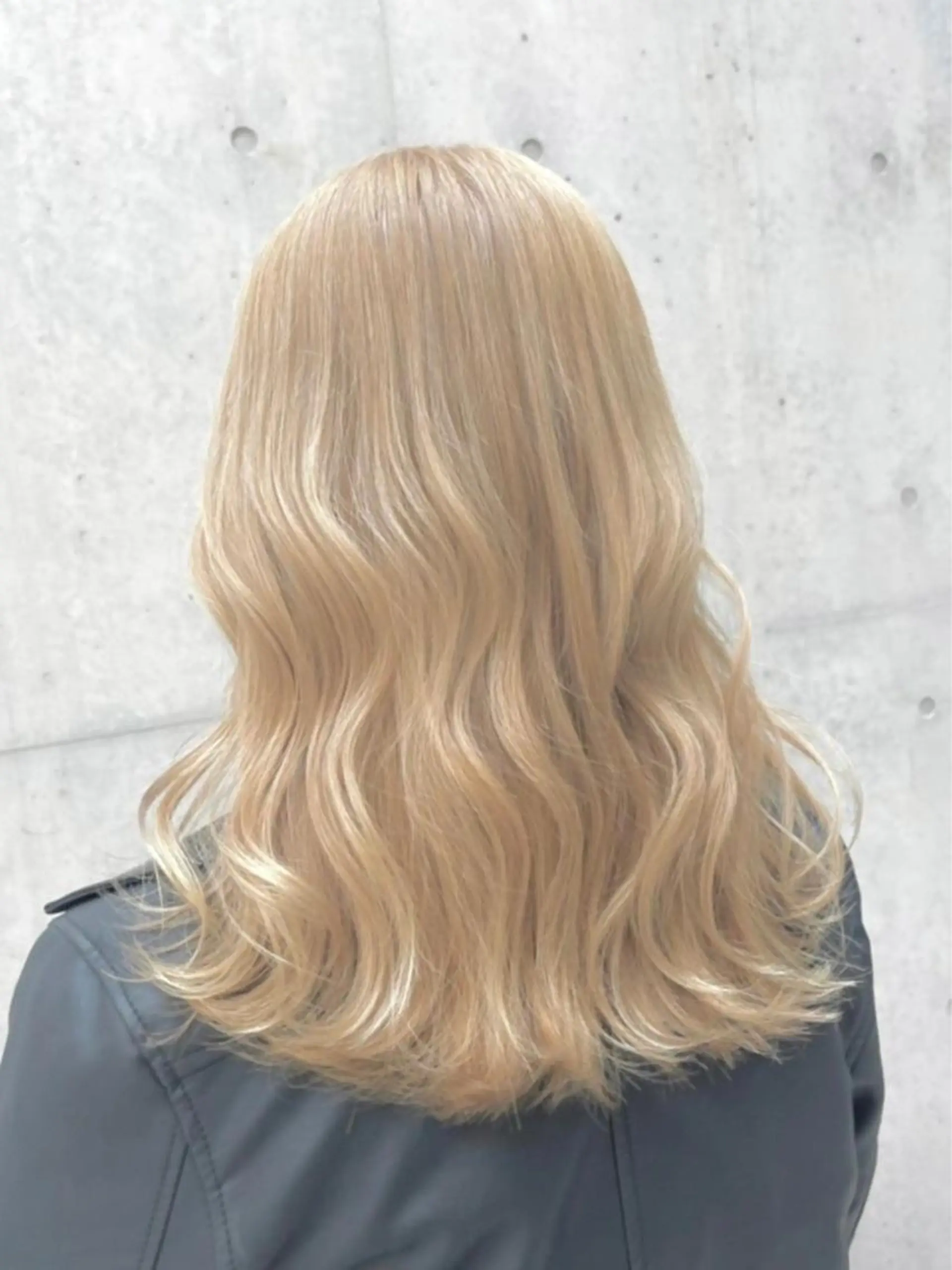 ロング カラー ザクザクレイヤー 🍀/ブリーチ/小田のヘアスタイル