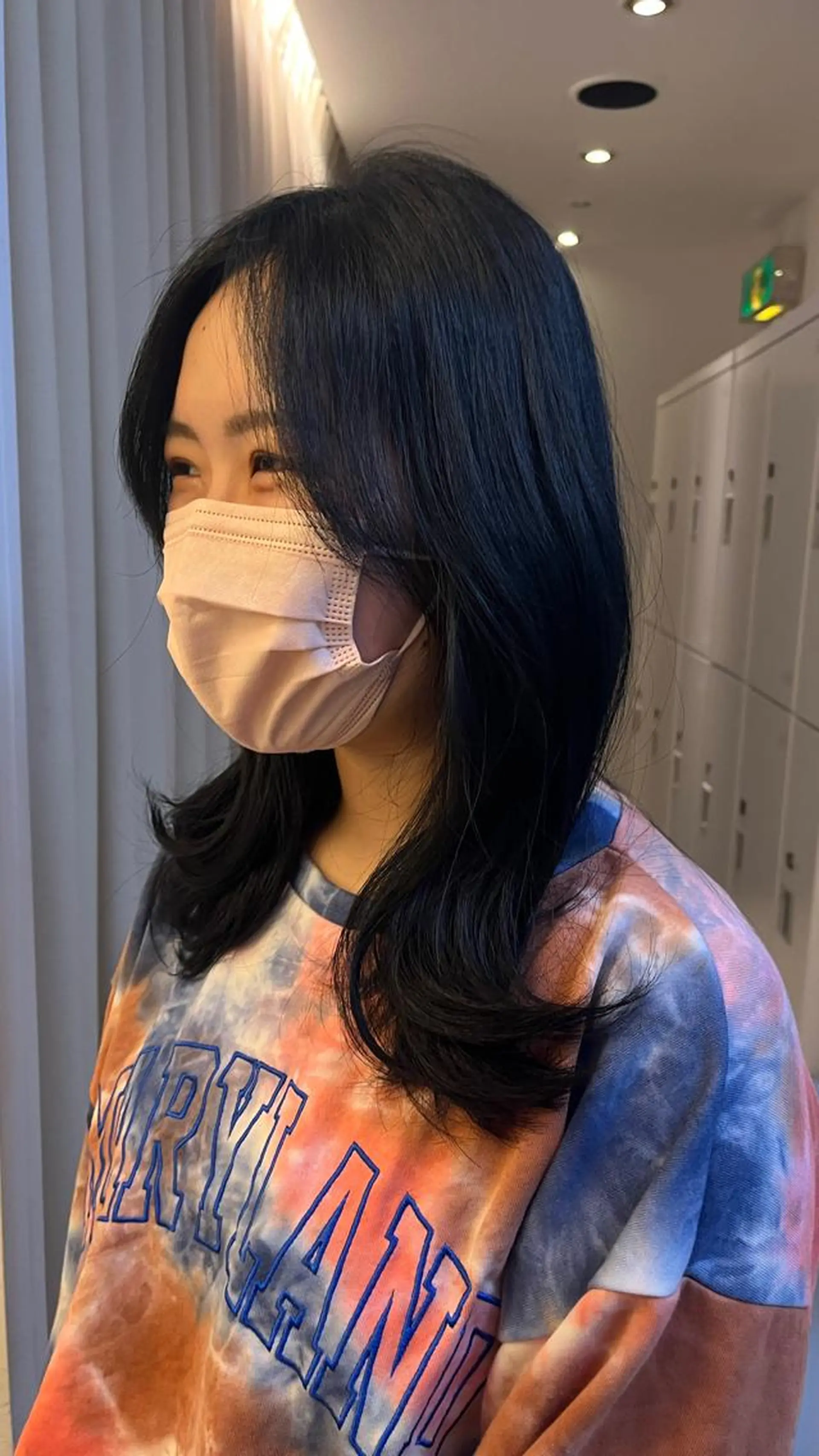 ロング カラー 吉田 美優のヘアスタイル