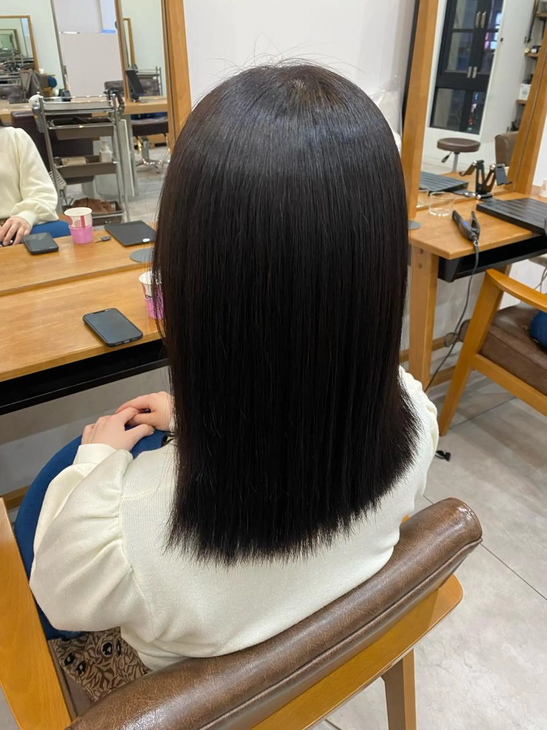 ミディアム mio/⭐︎ ブリーチ指名No.1のヘアスタイル