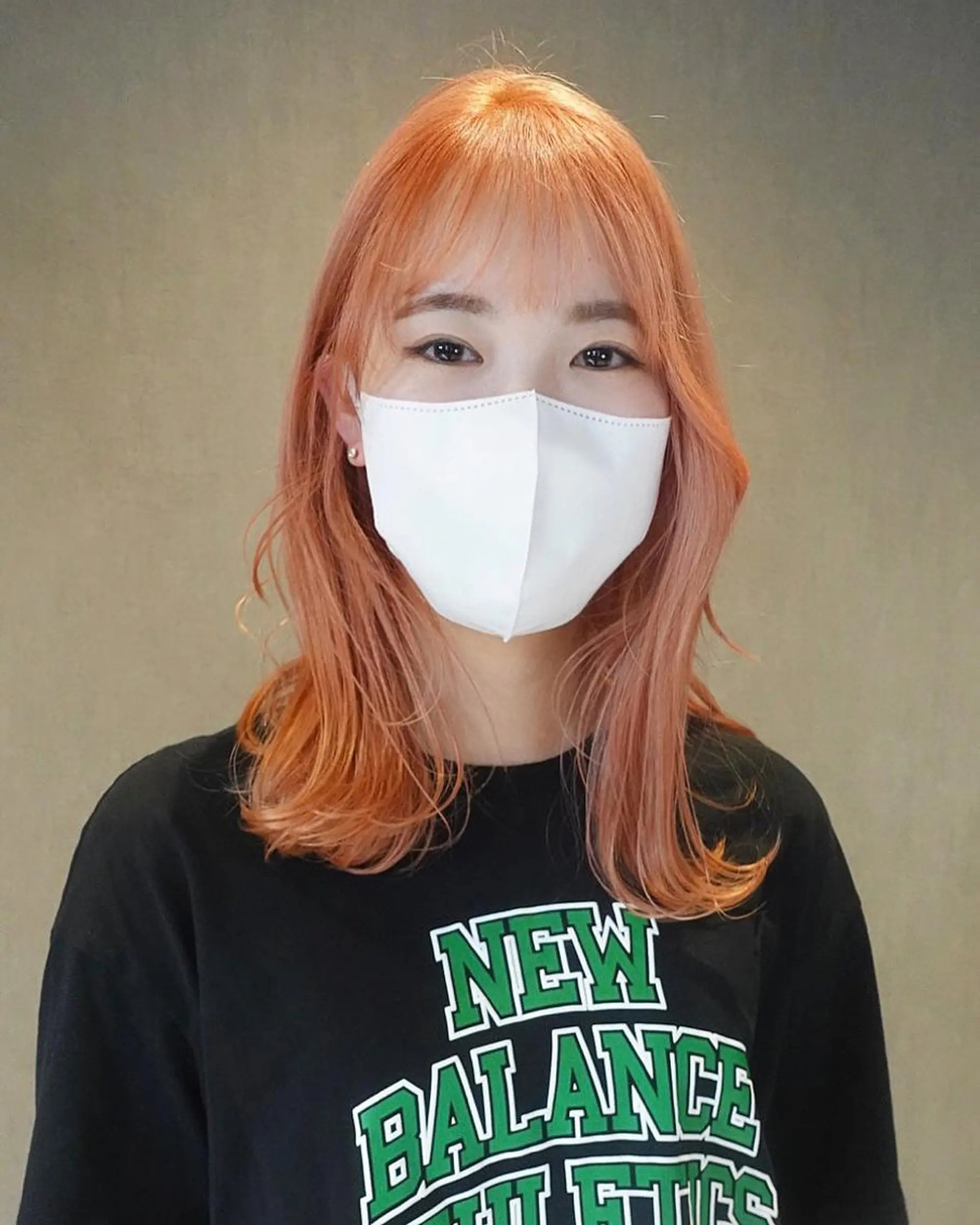 セミロング カラー オレンジ カット ヘアカラー トリートメント さと ちはるのヘアスタイル