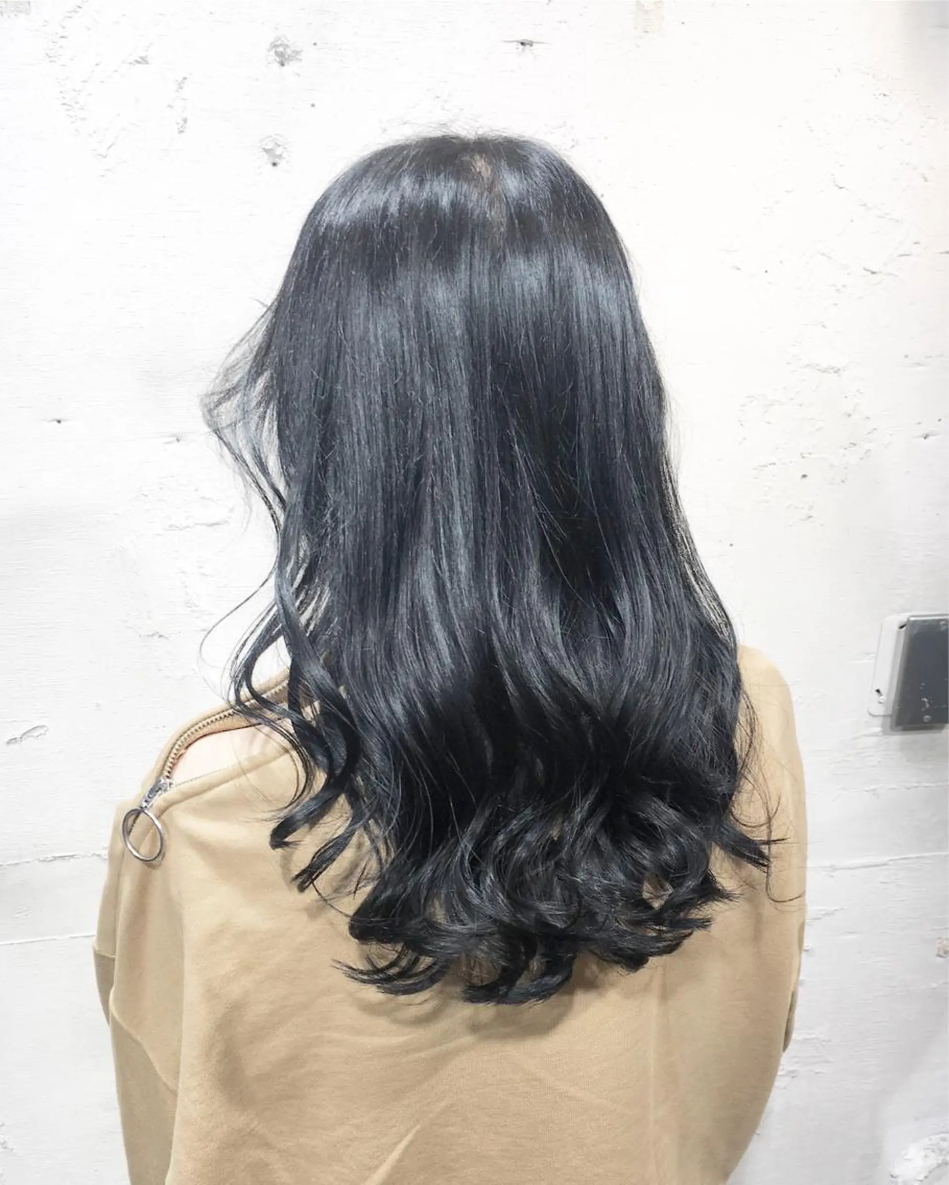 セミロング カラー パーマ ブルーカラー ブルーグレー ネイビーカラー ✨艶髪✨透明感✨ 山内大樹のヘアスタイル