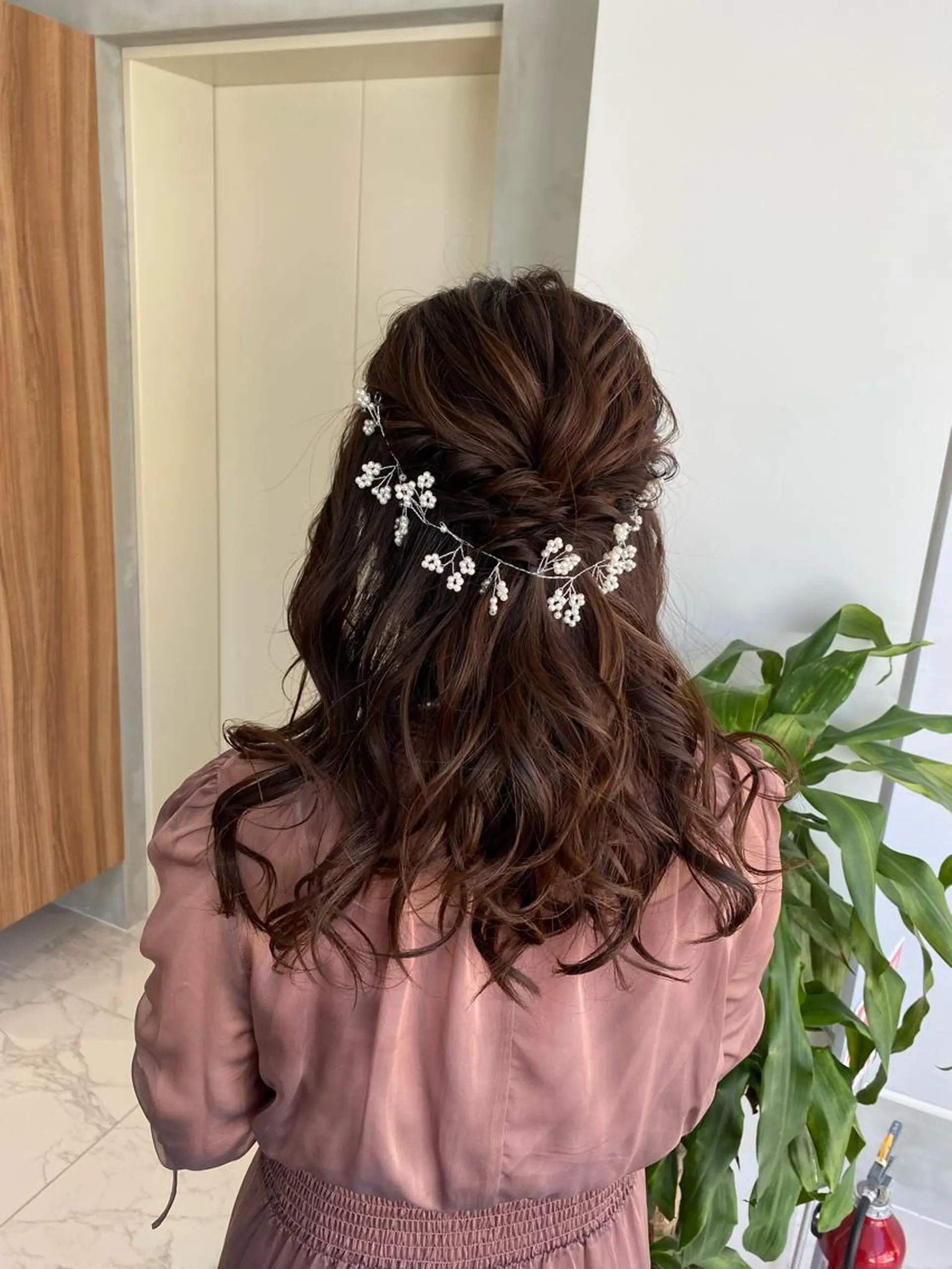 ミディアム ヘアセット 透明感モテ艶髪カラー Gallicaイリサのヘアスタイル