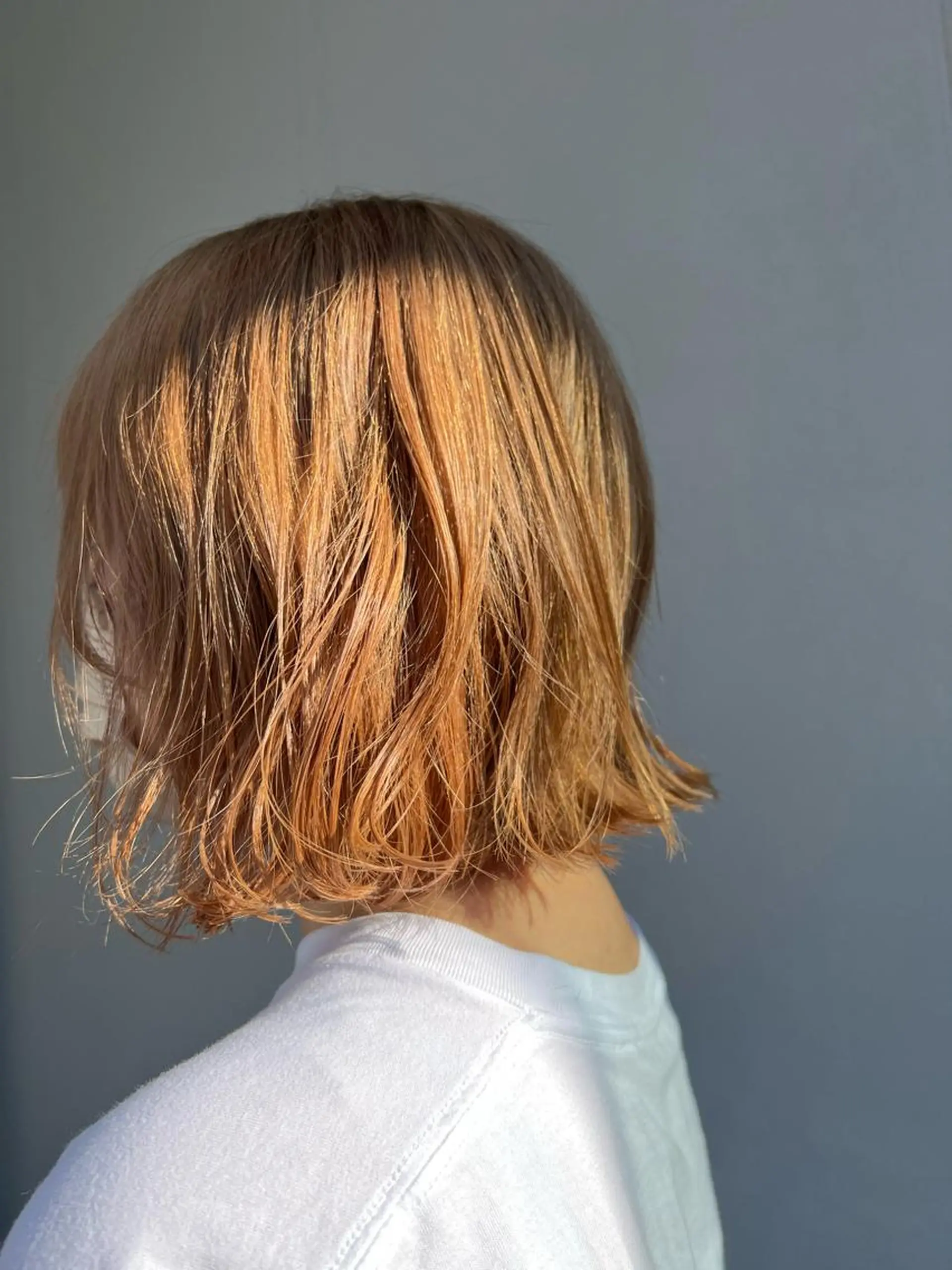 ミディアム カラー ボブ カット ヘアカラー APREKO SAYAKAのヘアスタイル