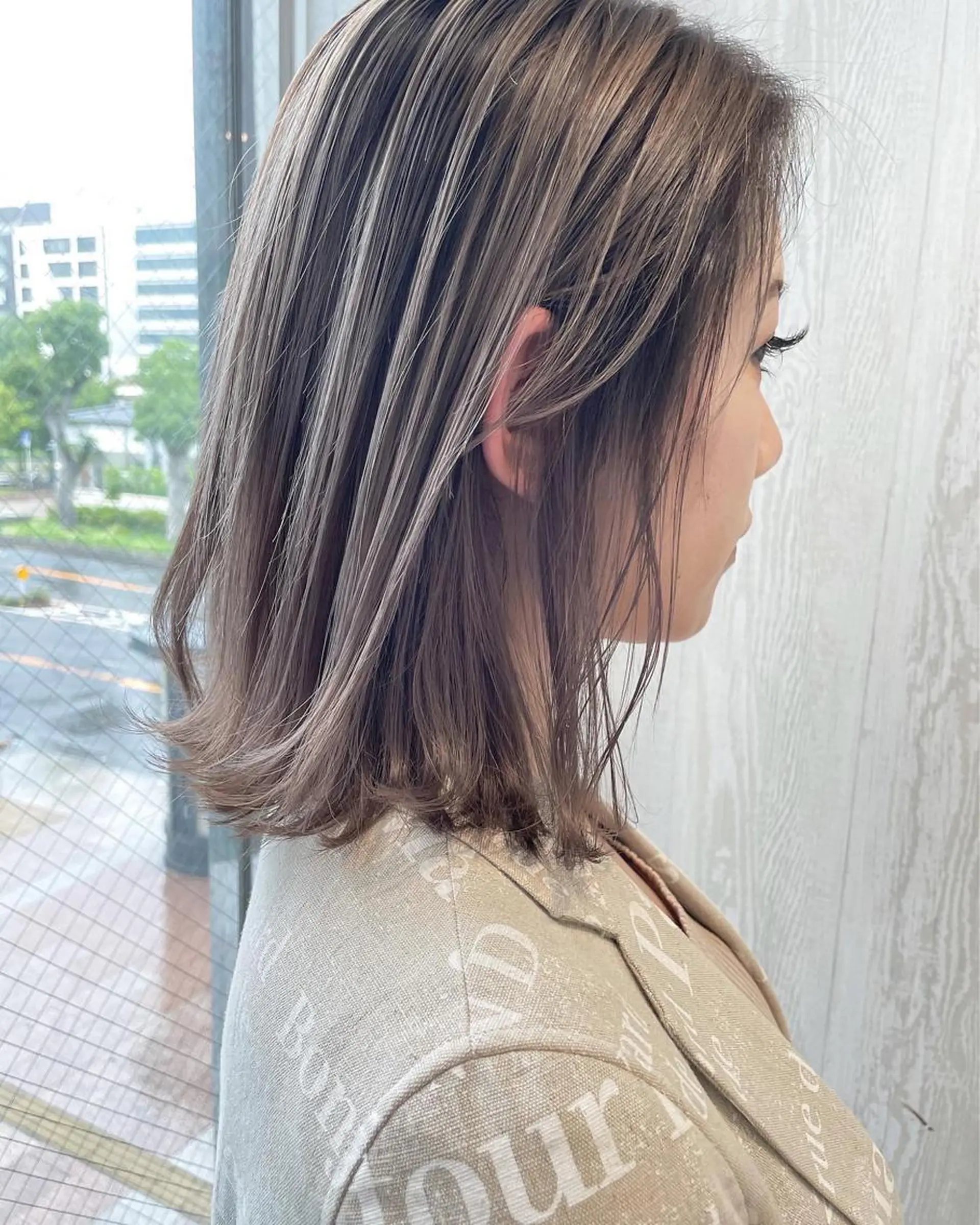 ミディアム カラー アッシュ ベージュカラー 透明感カラー ボブ 外国人風カラー ヘアカラー トリートメント 河合秀明/ショート /ボブ/レイヤーのヘアスタイル