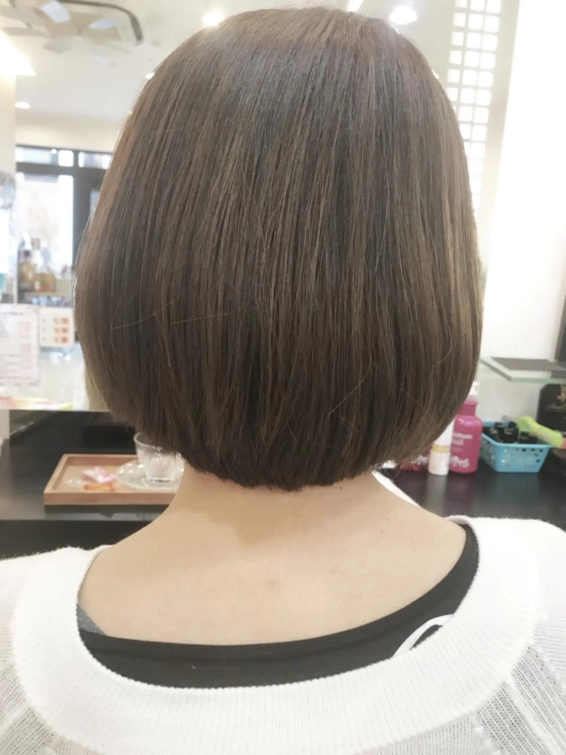 ショート カラー グレージュ ボブ トータルビューティー K:R鶴川のヘアスタイル