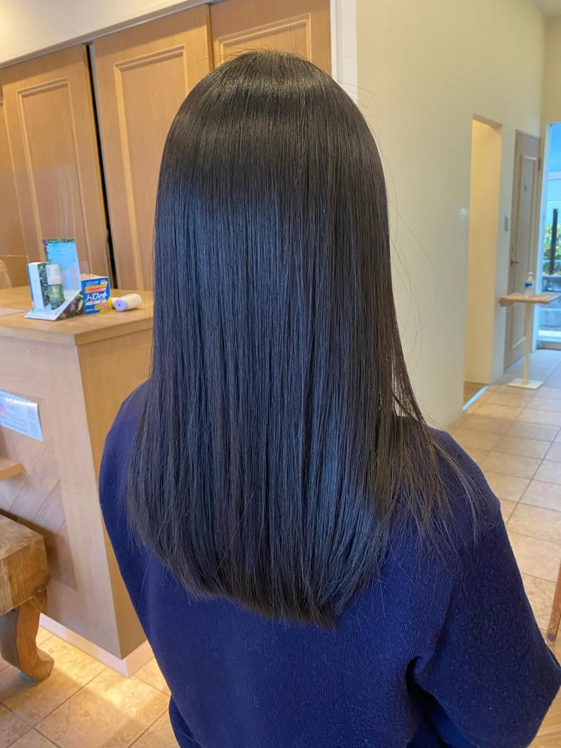 ロング カット ヘアカラー トリートメント 横野 朱音のヘアスタイル
