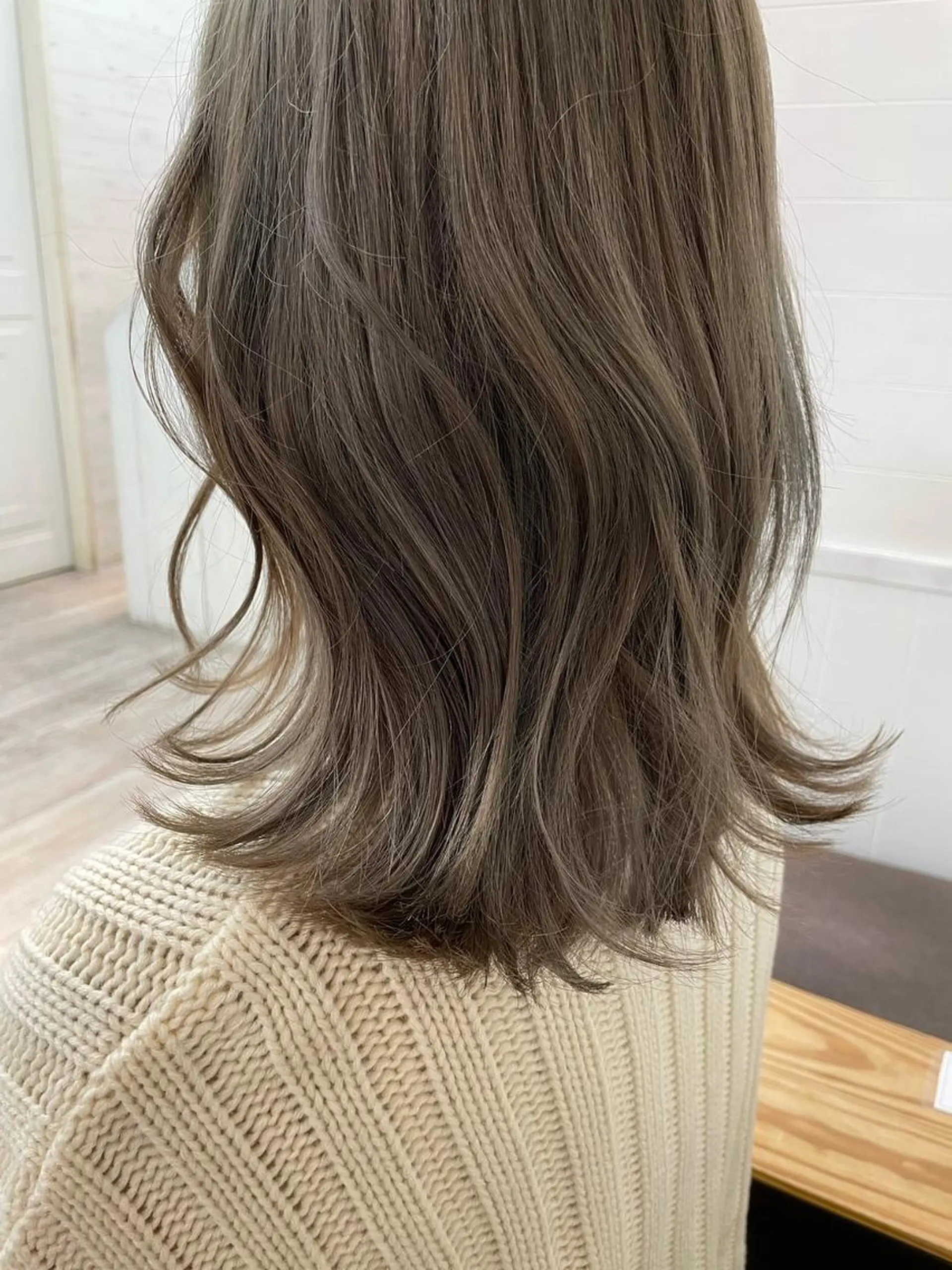 ロング カラー ブリーチ ケアブリーチ ダブルカラー イヤリングカラー ハイライトカラー カット ヘアカラー トリートメント N°sopo 札幌大通のヘアスタイル