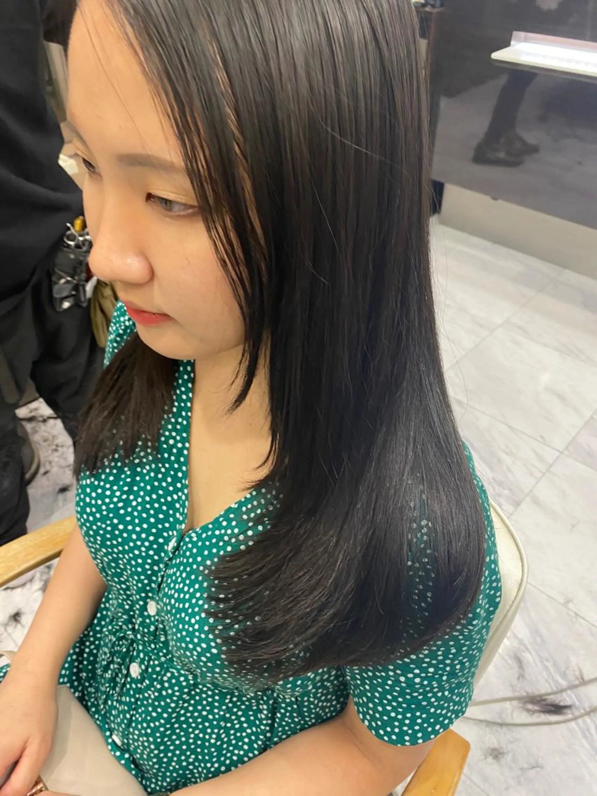 ロング 韓国風ヘア レイヤーカット ロング シャギー カット Zina 大宮所属・目黒 碧人のヘアスタイル